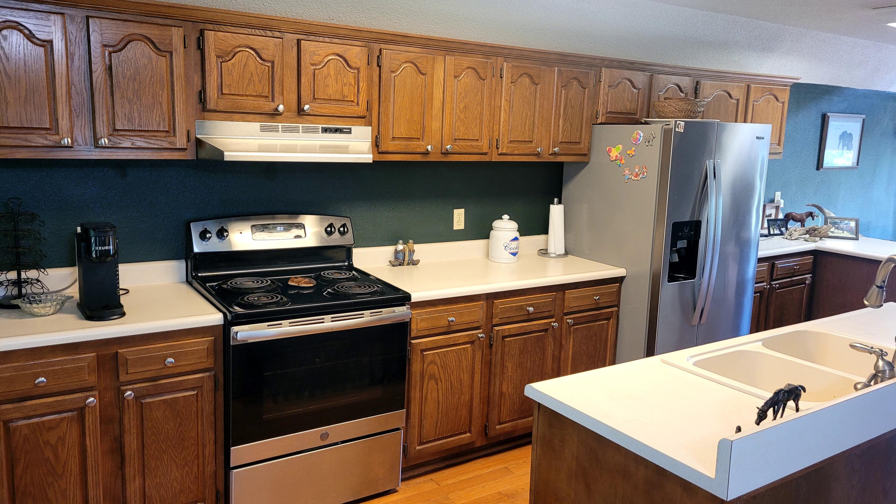6758 Highway 1693 Property Photo 10