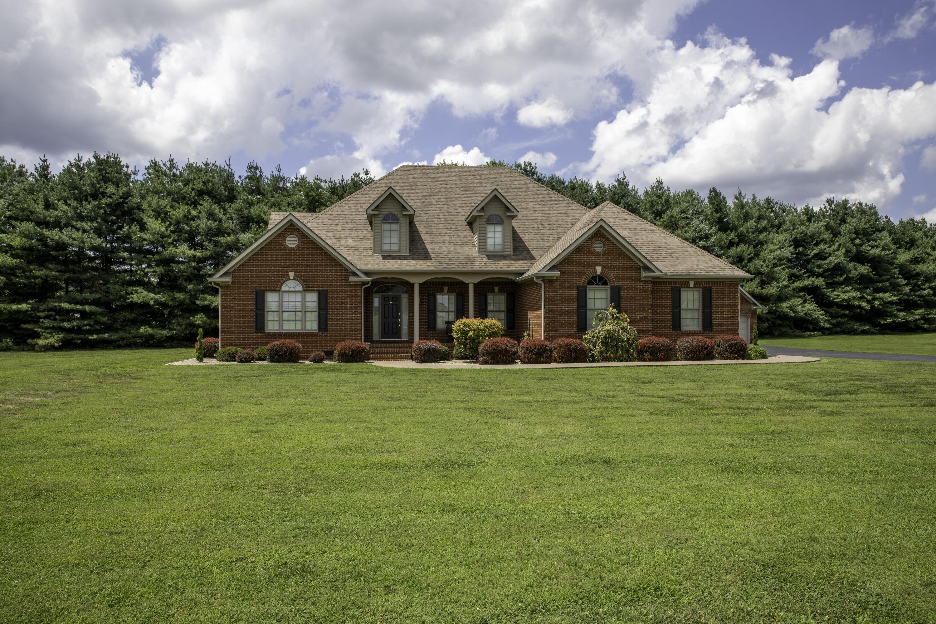 342 Masters Court Property Photo 1