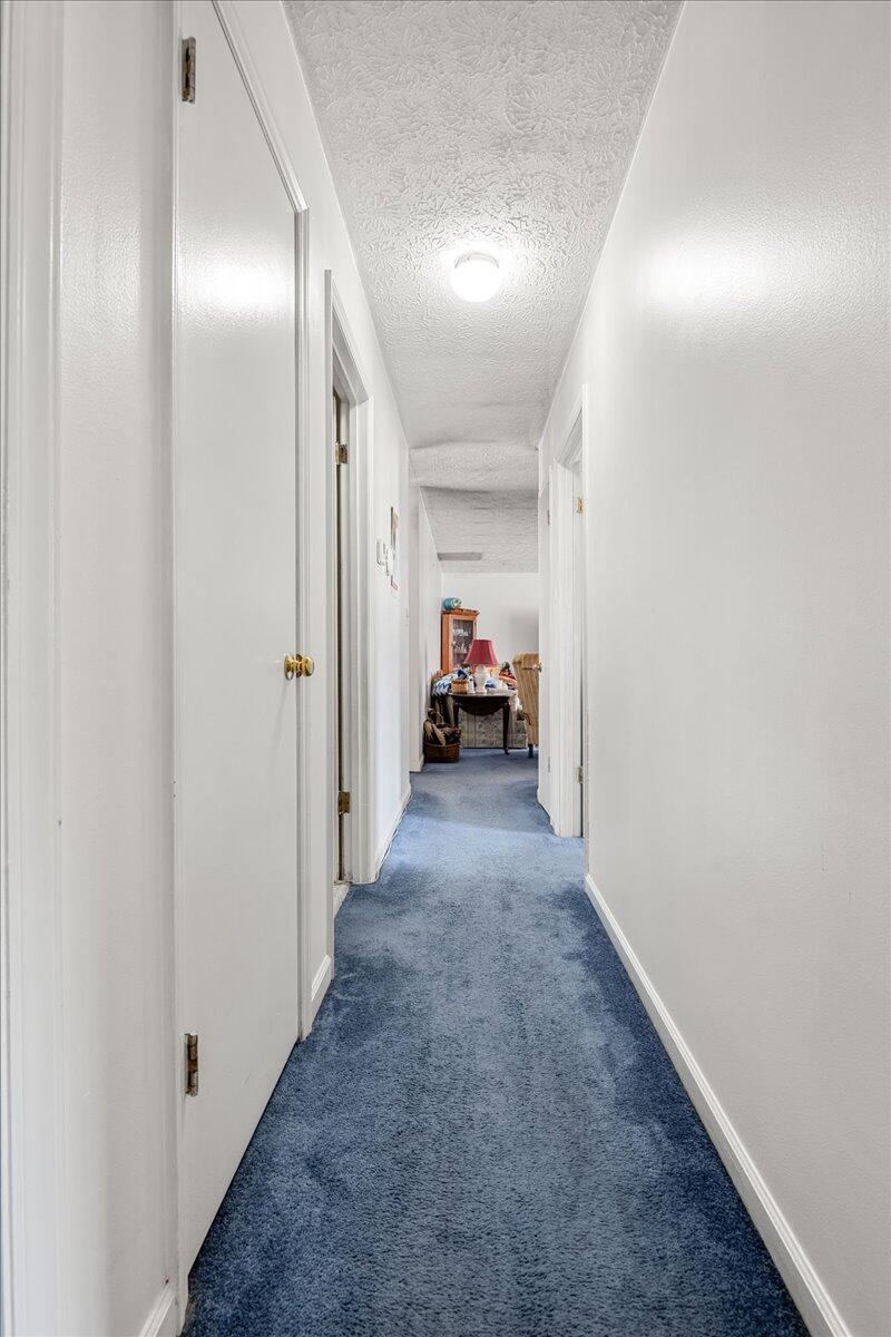 928 Indian Creek Road Property Photo 14