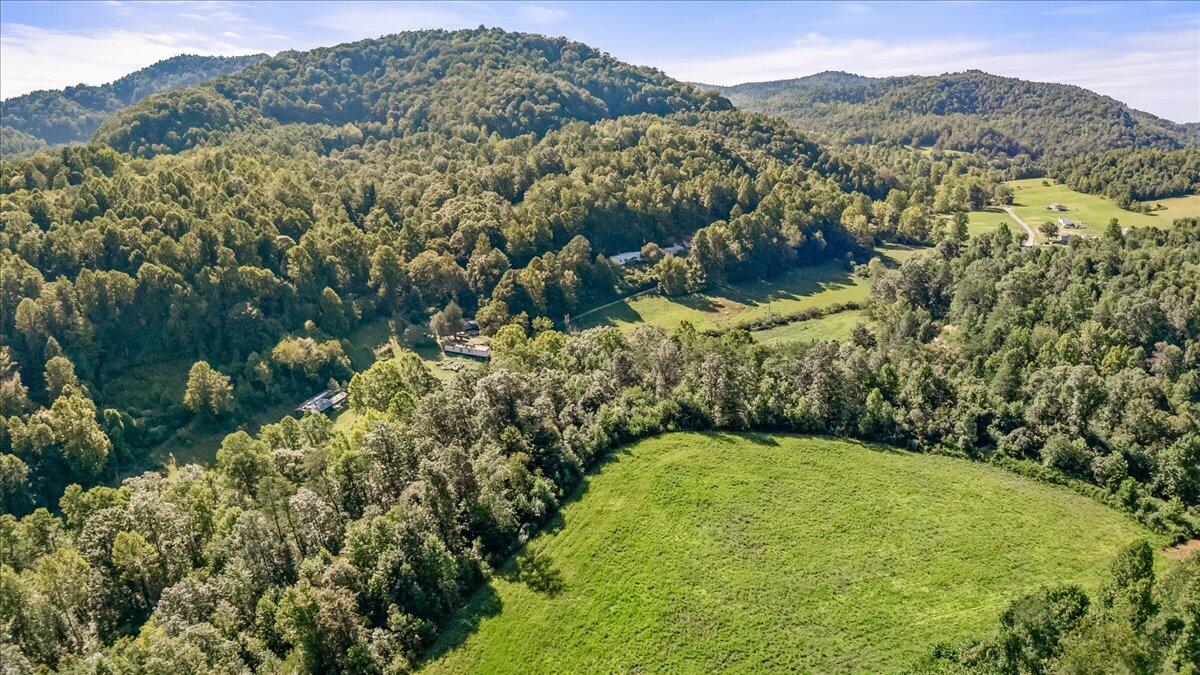928 Indian Creek Road Property Photo 47
