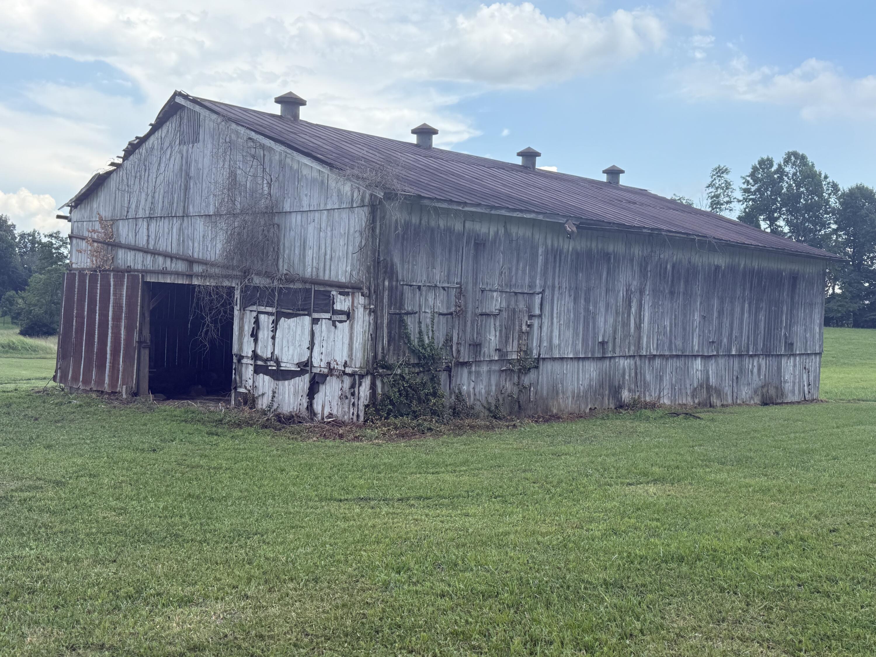 4110 Camargo Road Property Photo 4