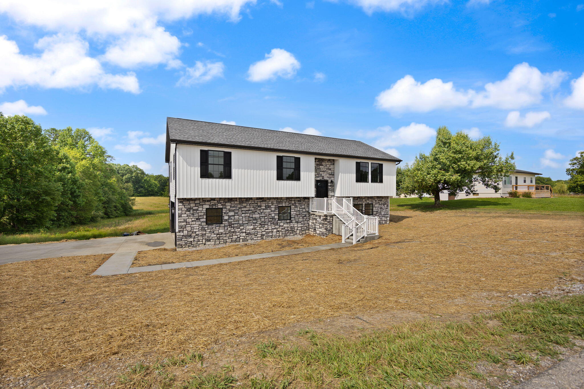 124 Hillard Road