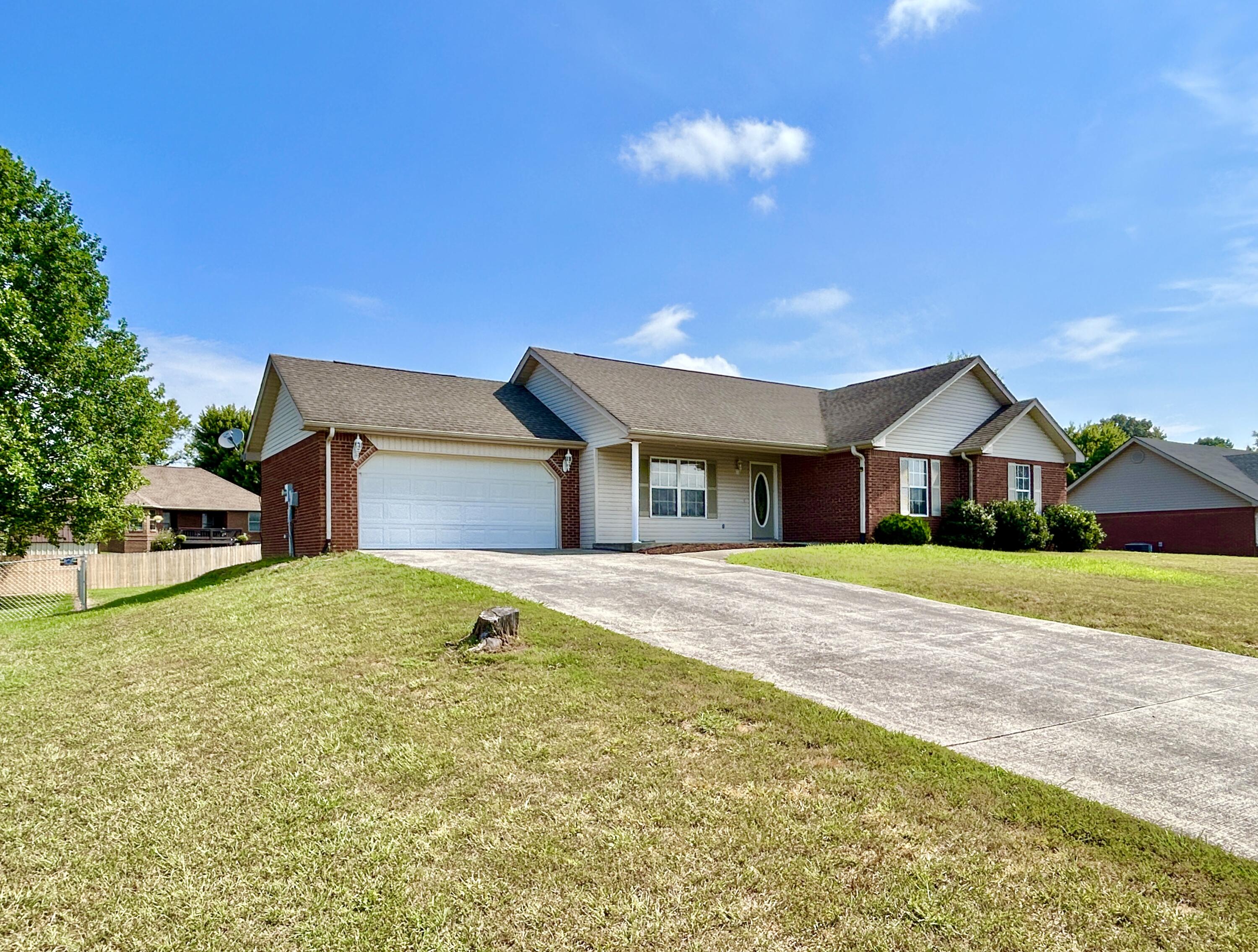 74 Lucky Leaf Drive Property Photo 3