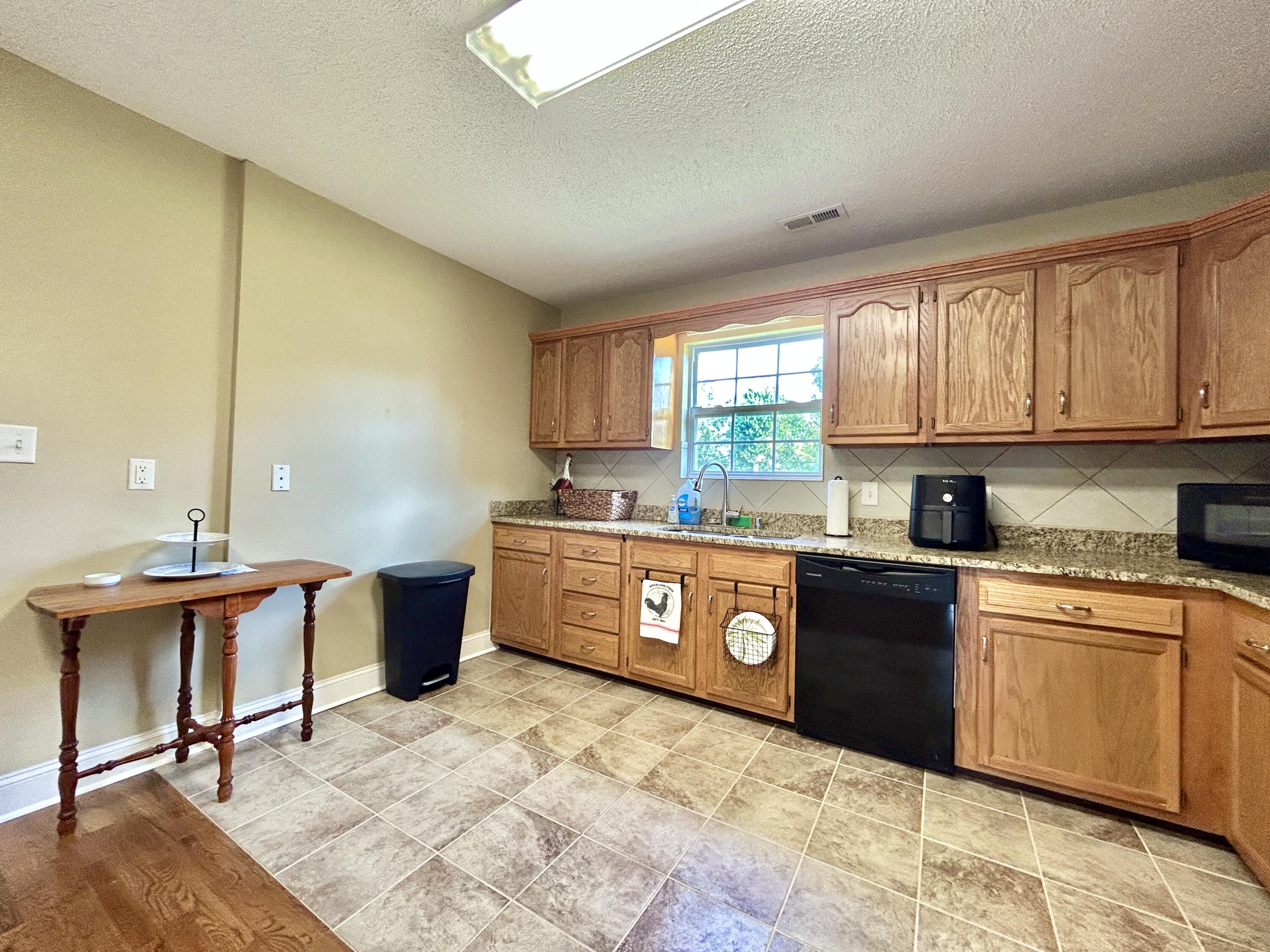 74 Lucky Leaf Drive Property Photo 23