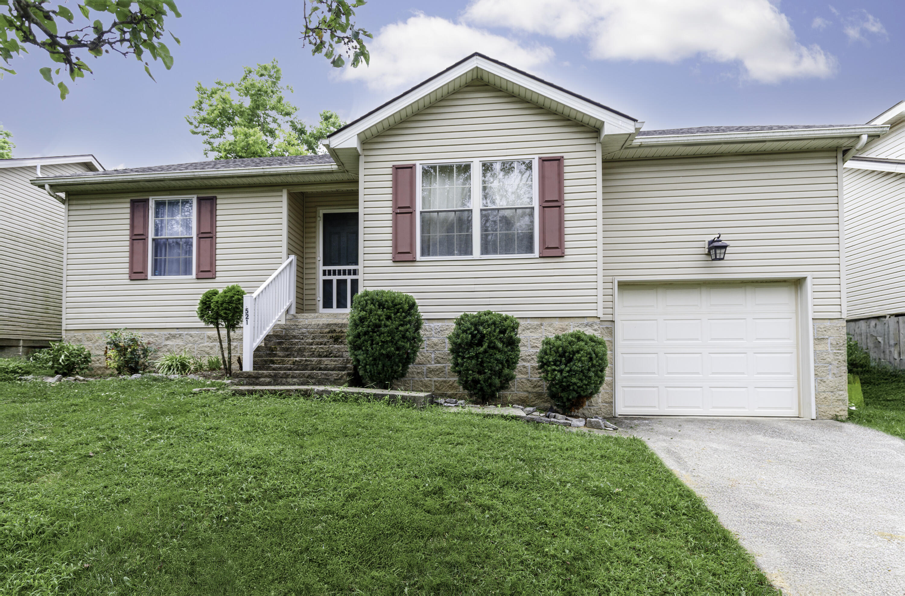 521 Hidden Hills Way Property Photo 1