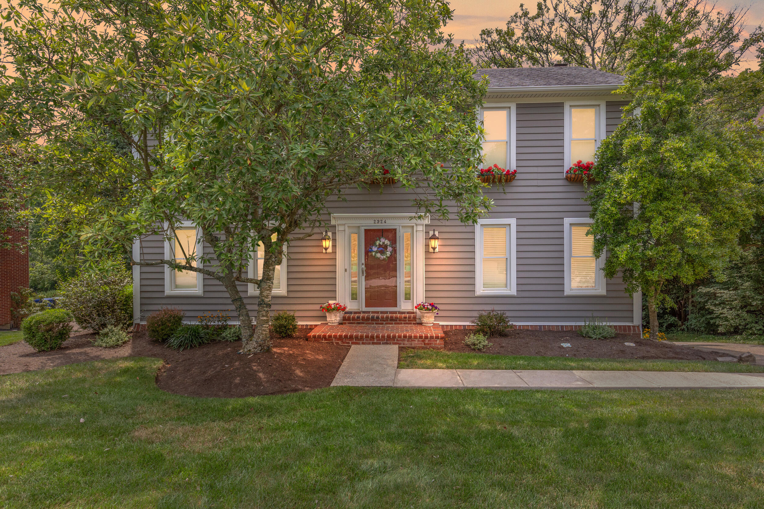 2324 Woodfield Circle Property Photo 1