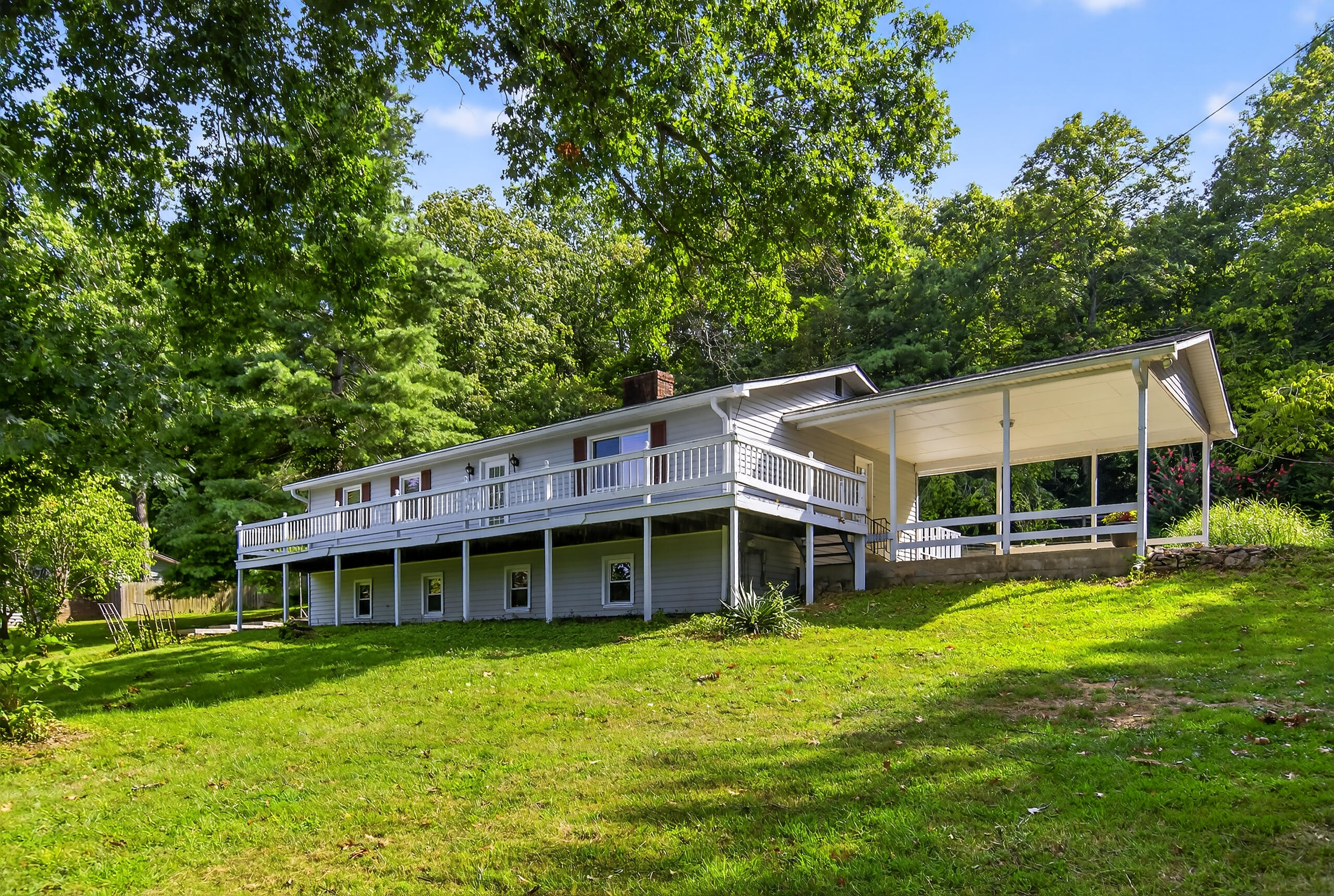 301 Herrington Haven Road Property Photo 1