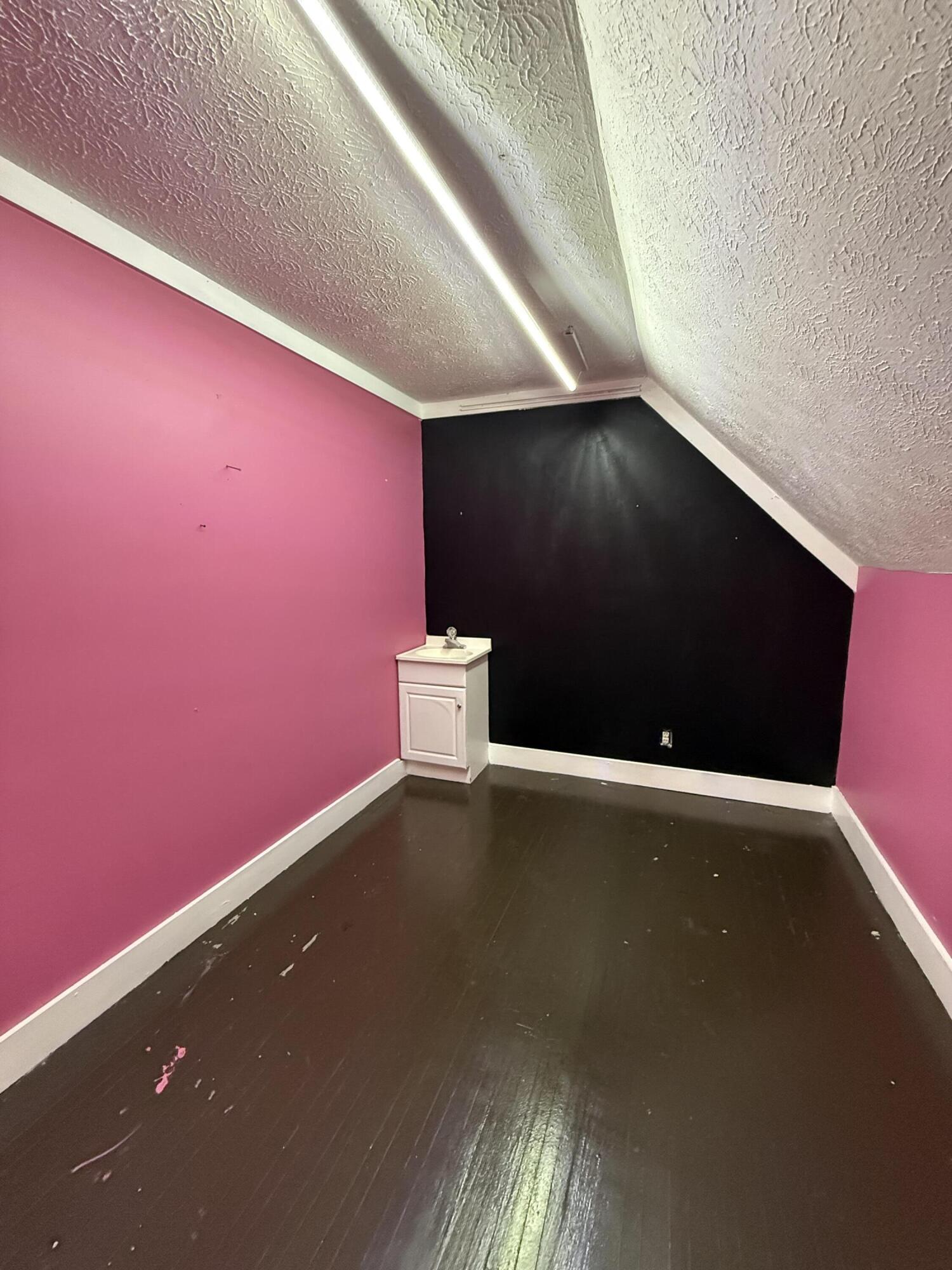 813 S 4th Street Property Photo 19