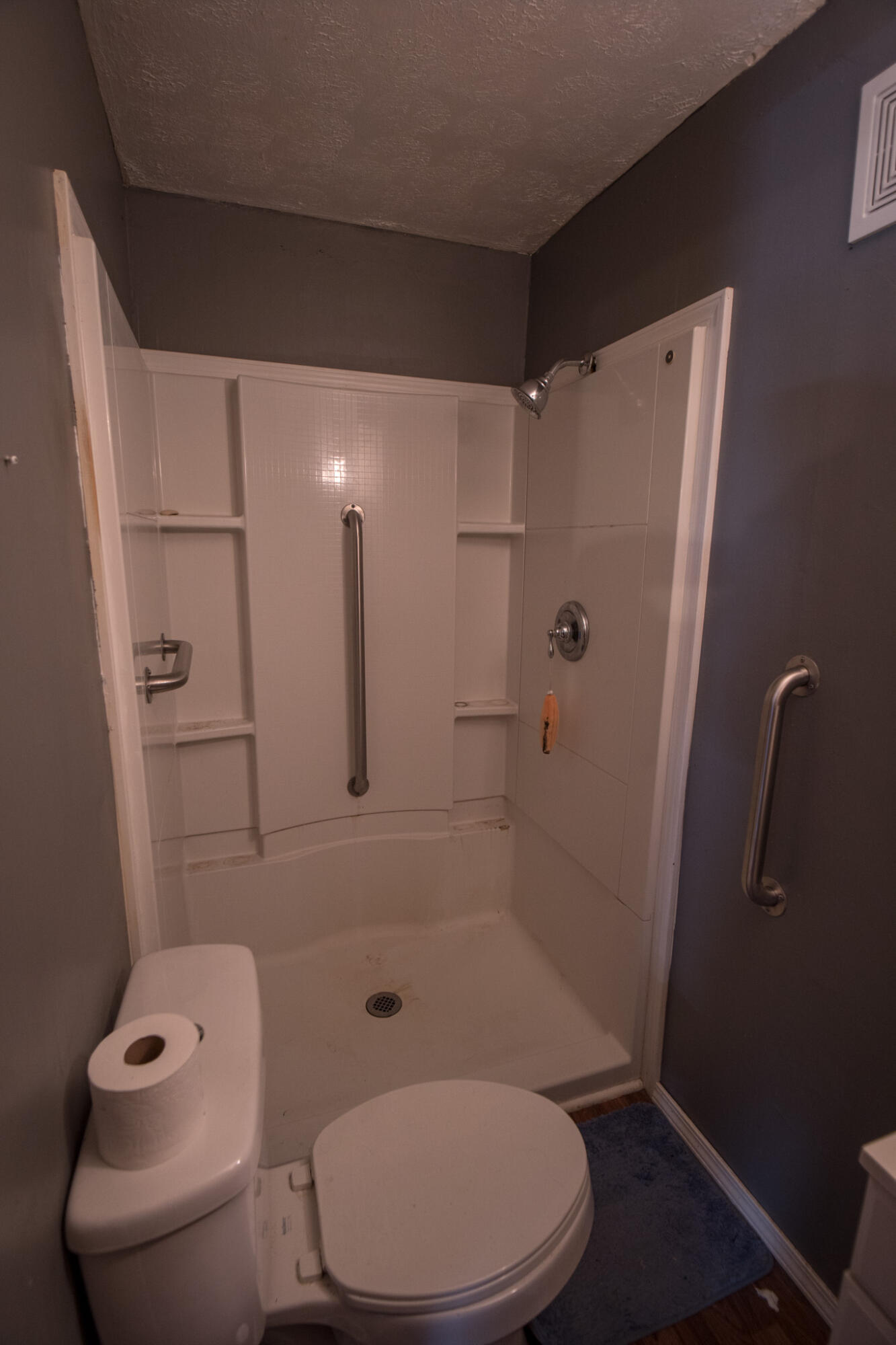 146 Cotter Avenue Property Photo 13