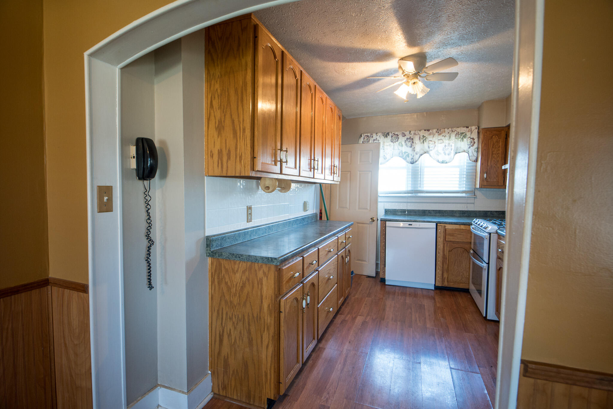 146 Cotter Avenue Property Photo 23