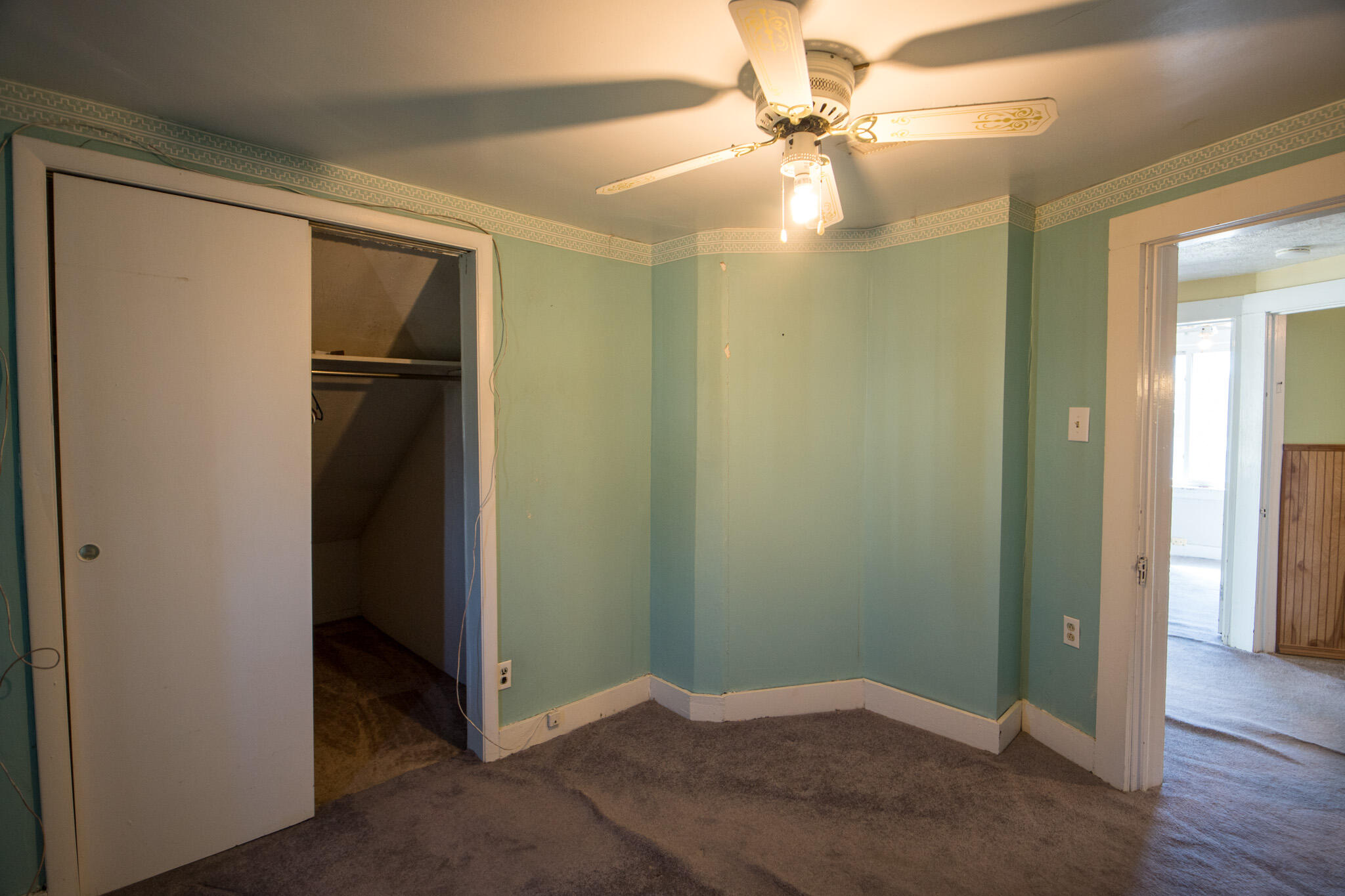 146 Cotter Avenue Property Photo 30