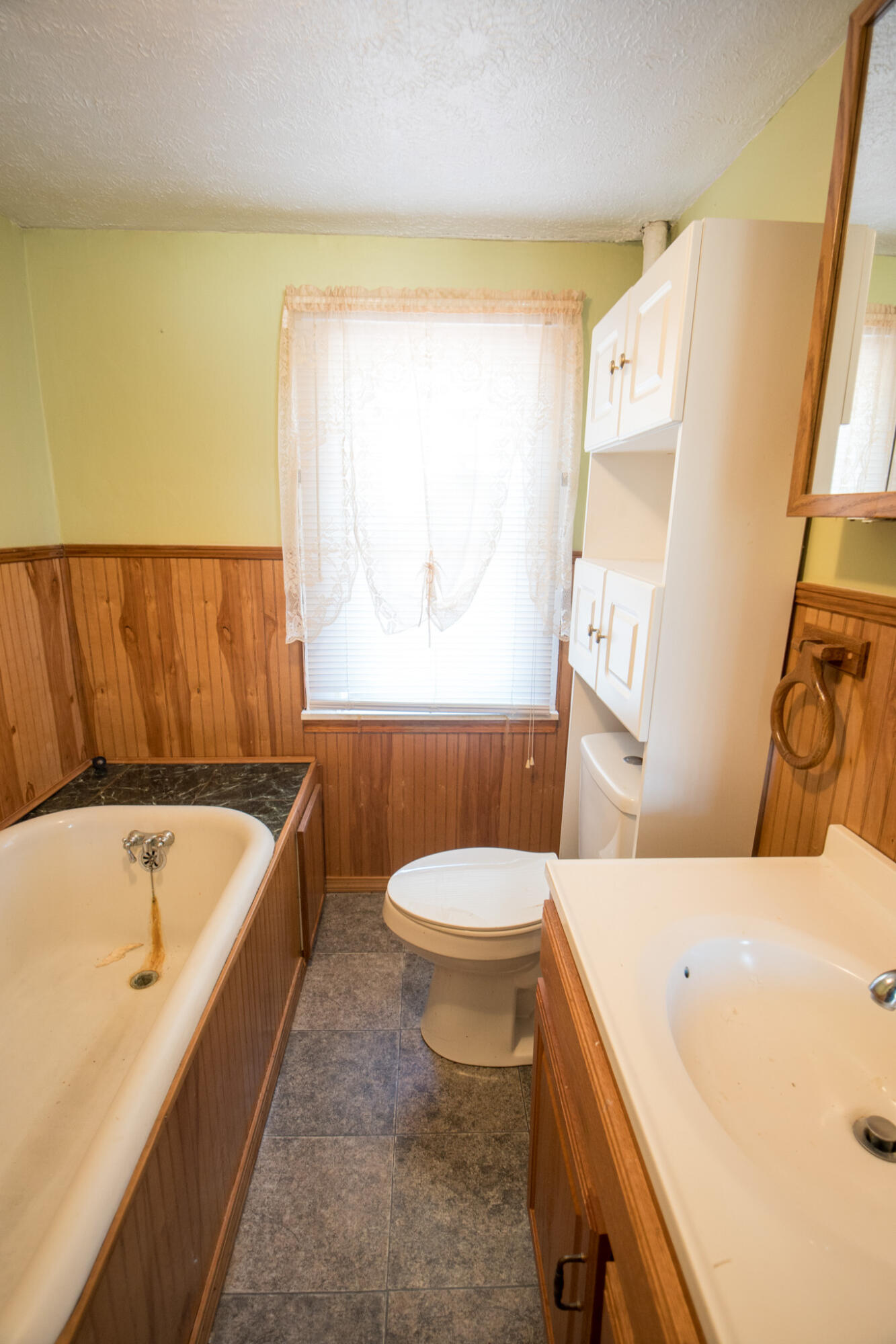146 Cotter Avenue Property Photo 33
