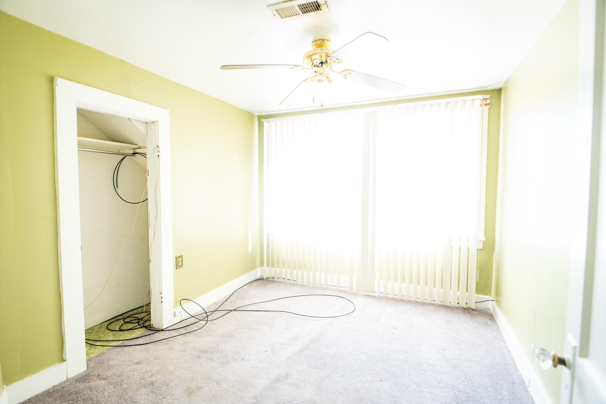 146 Cotter Avenue Property Photo 35