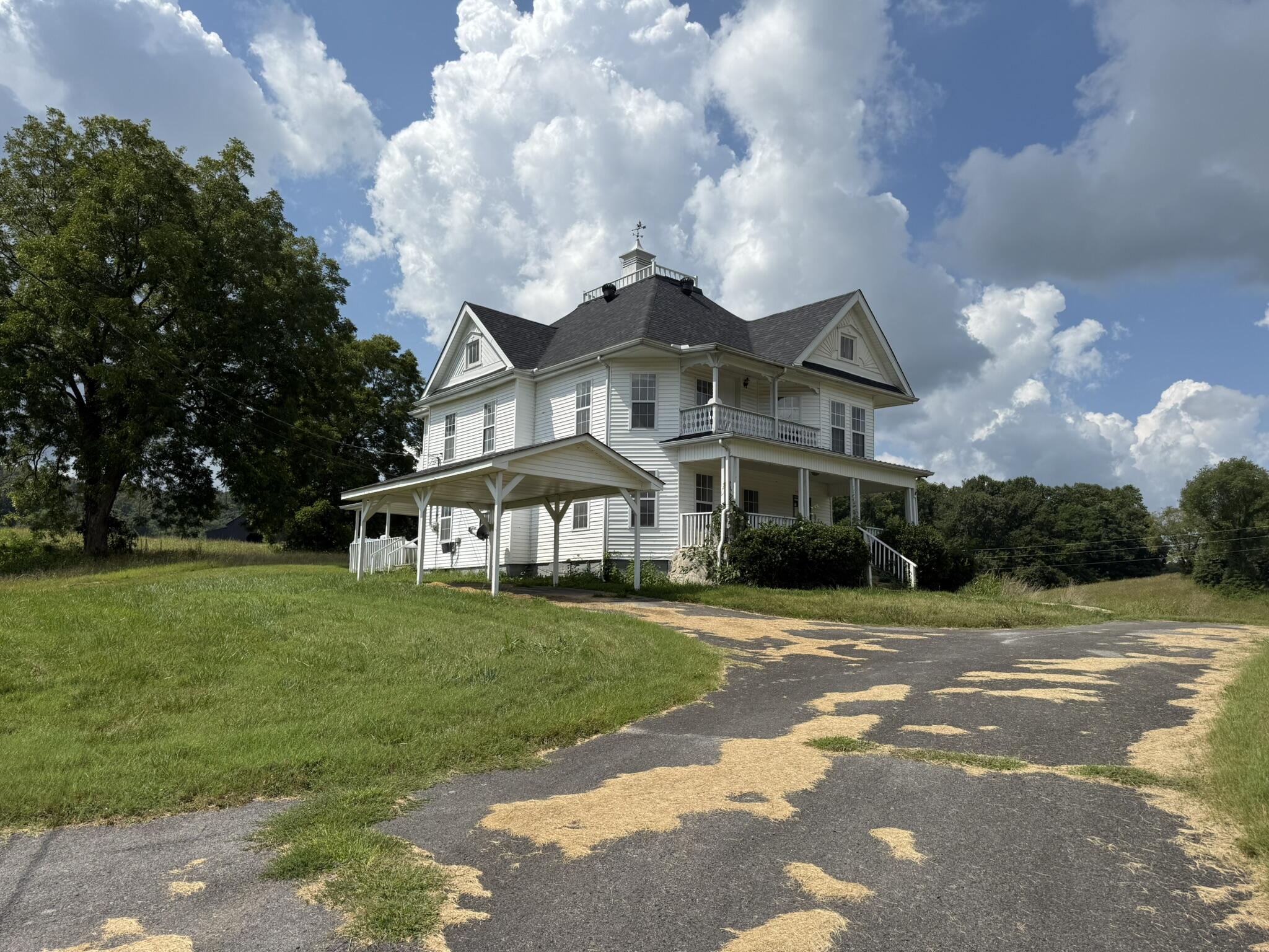 838 State Garage Road Property Photo 6