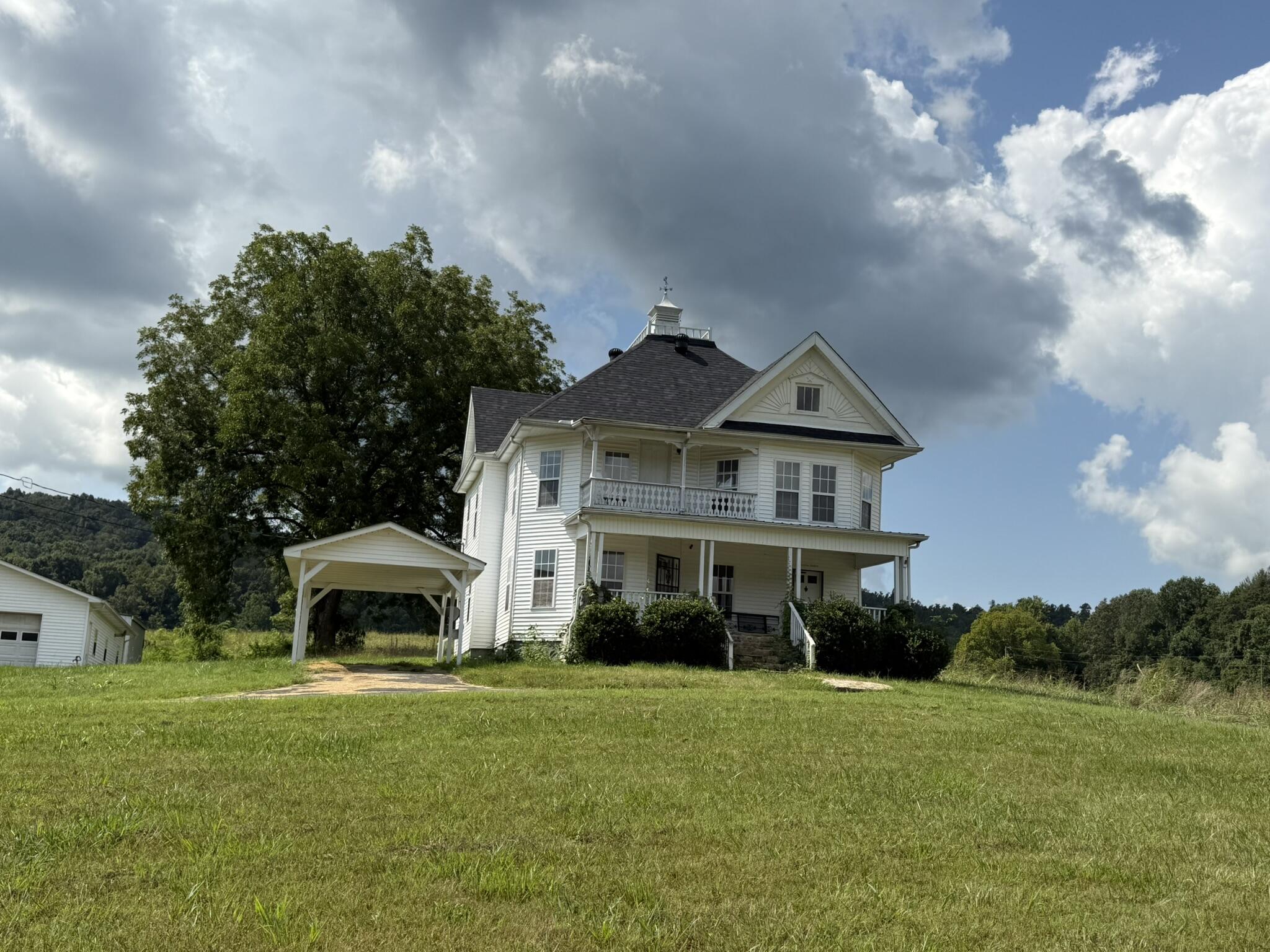 838 State Garage Road Property Photo 7