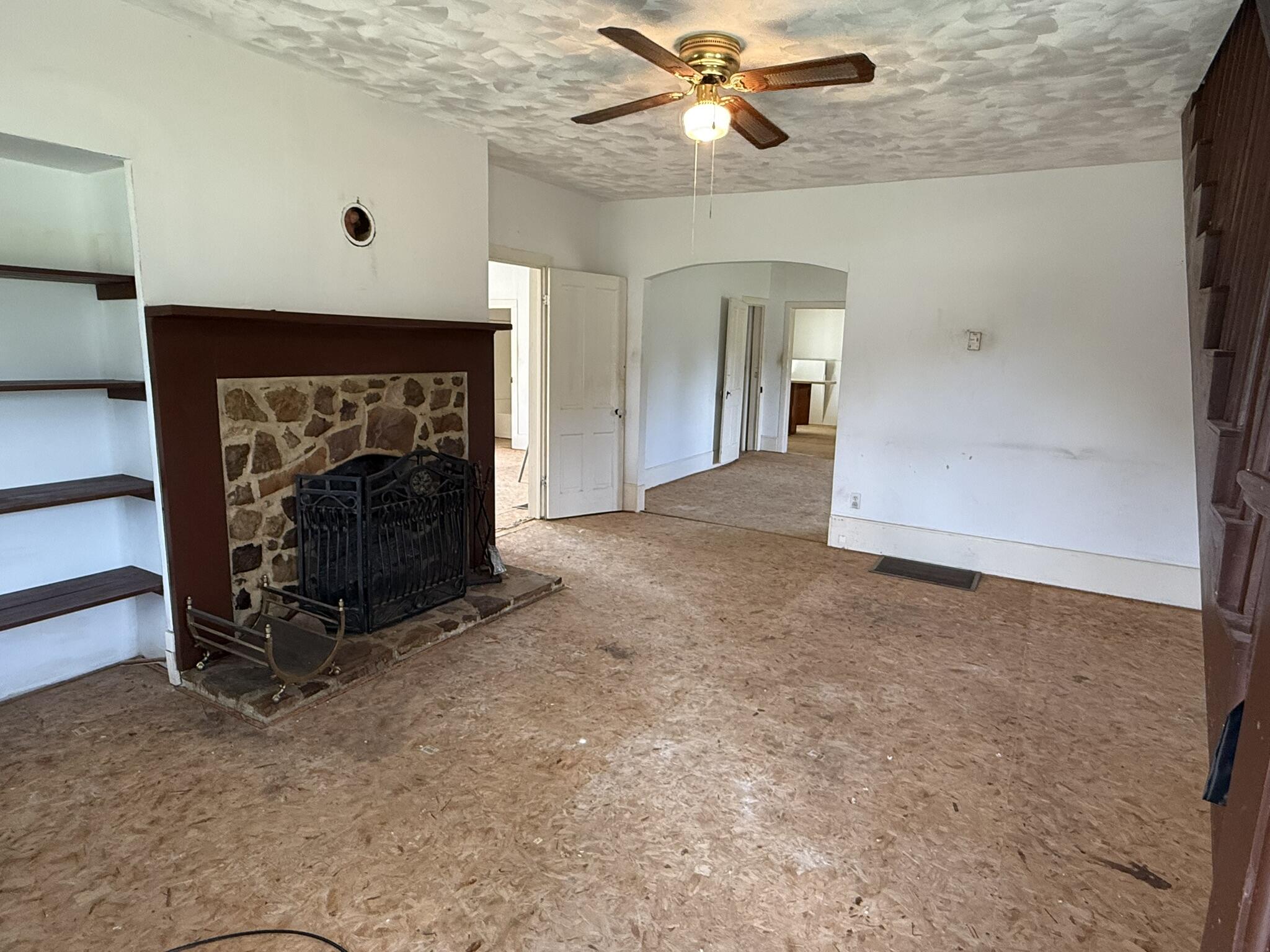 838 State Garage Road Property Photo 15