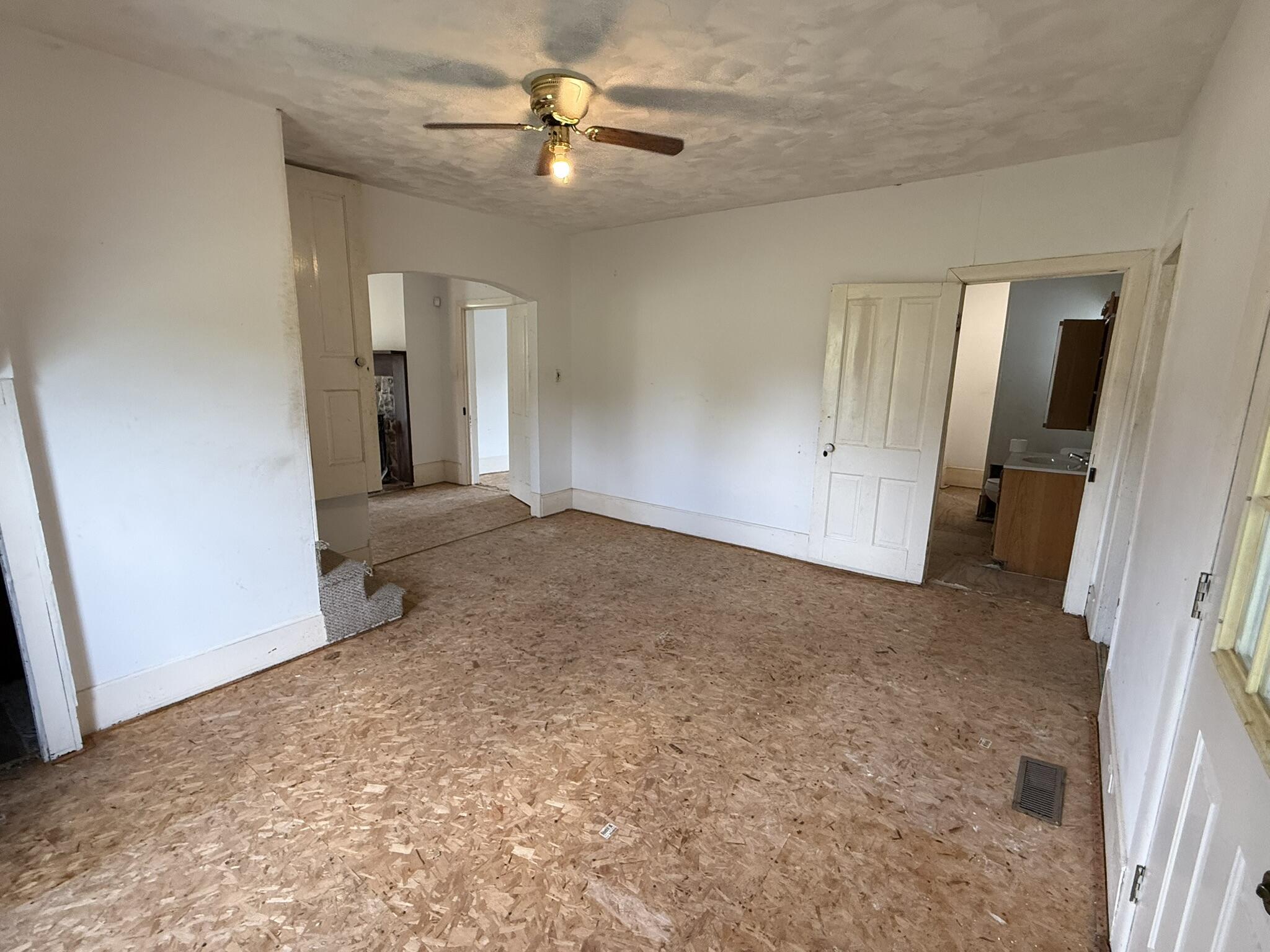 838 State Garage Road Property Photo 18