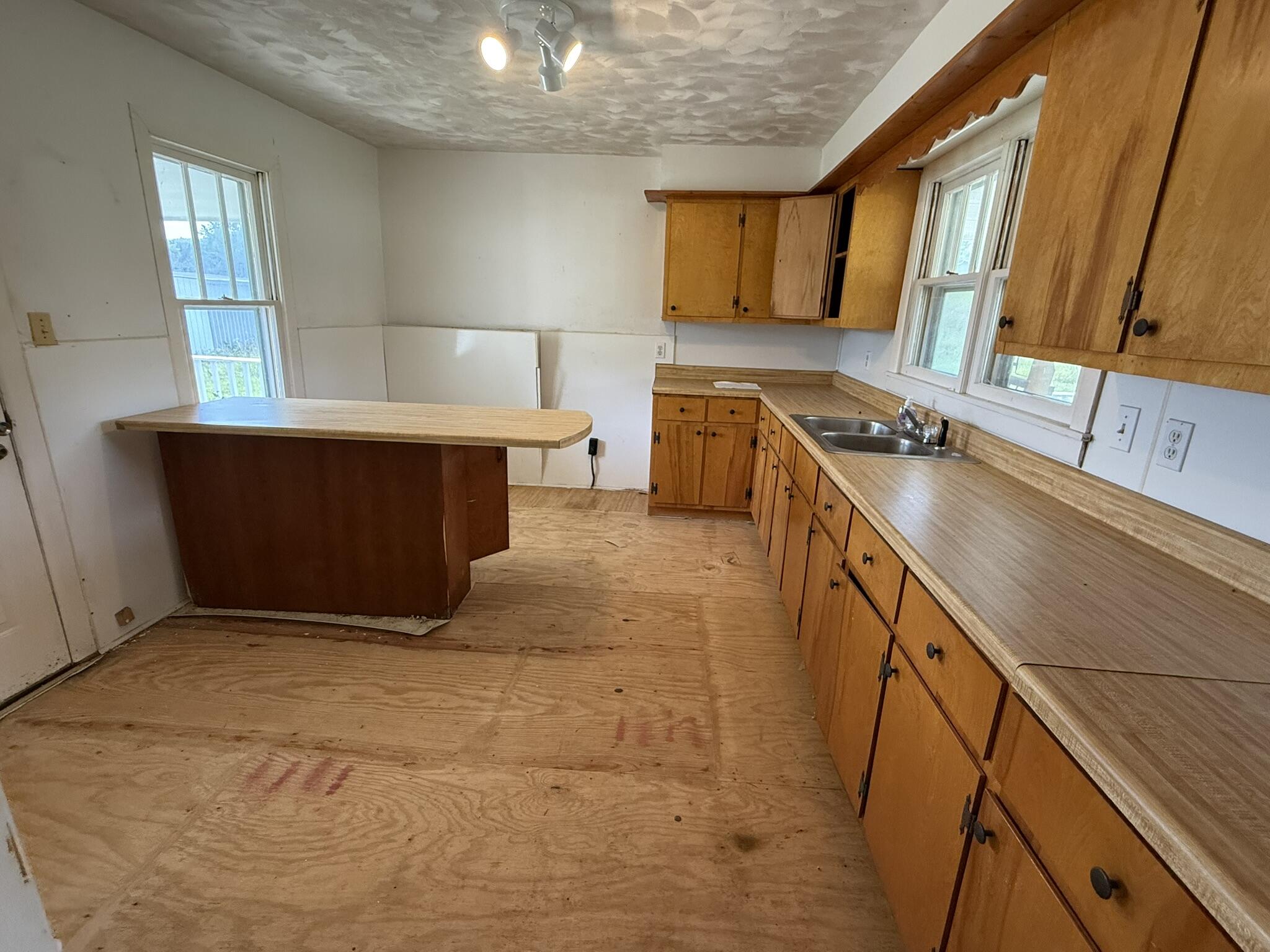 838 State Garage Road Property Photo 19