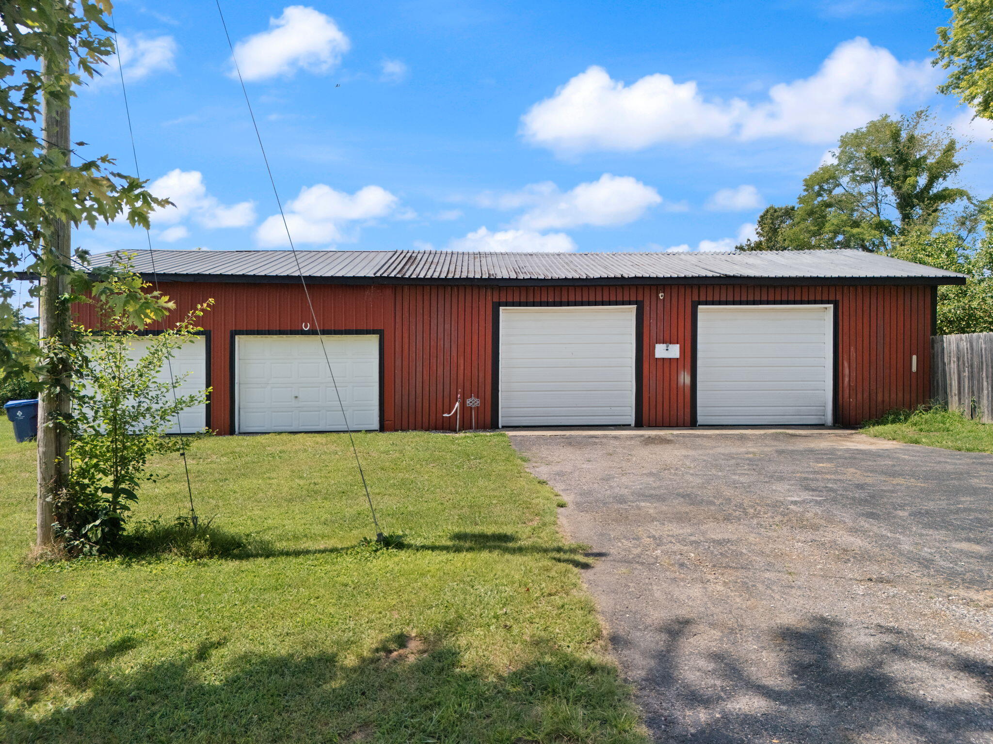 14033 Hwy. 1247 Property Photo 3