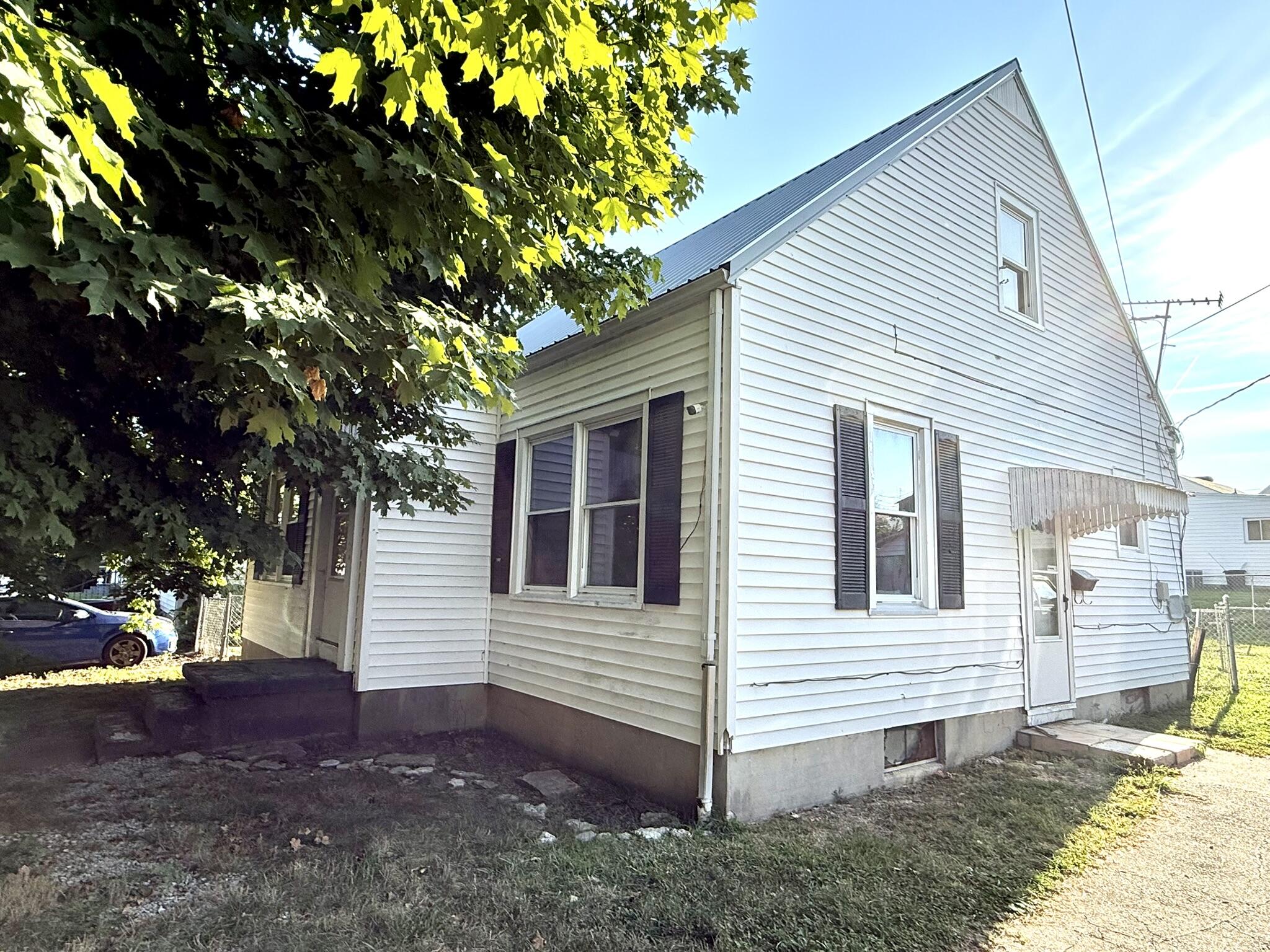 106 Price Court Property Photo 1