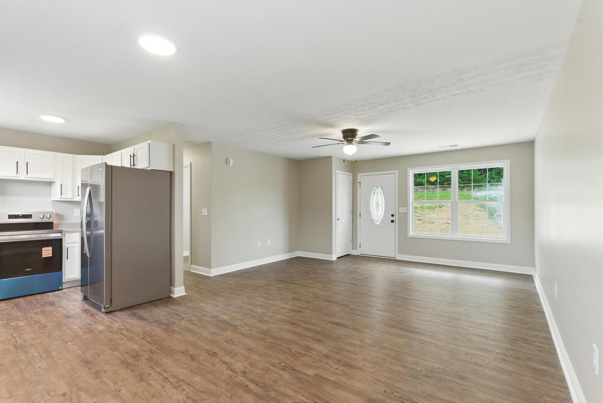 2461 Lambert Road Property Photo 6