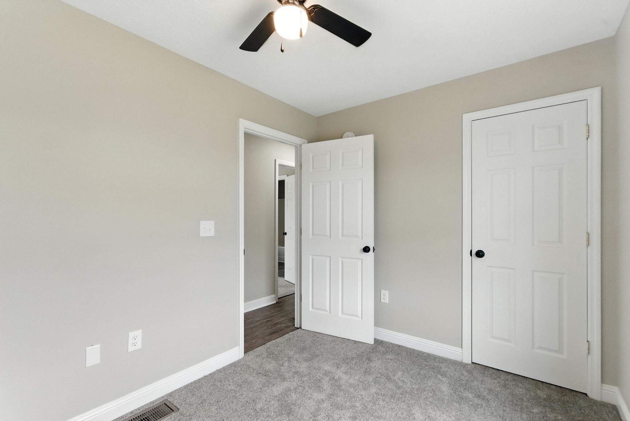 2461 Lambert Road Property Photo 23