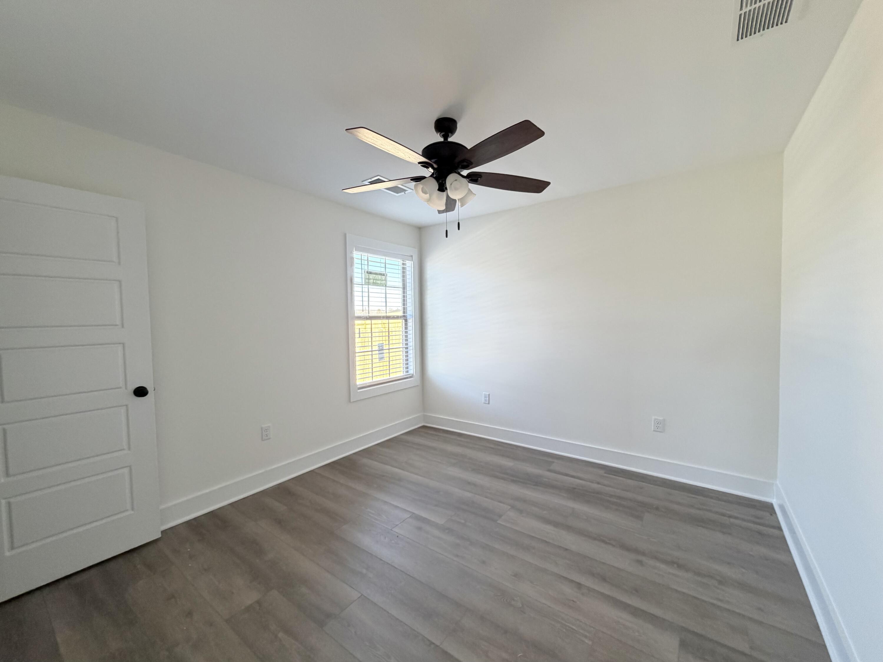 228 Brook Cv Property Photo 16