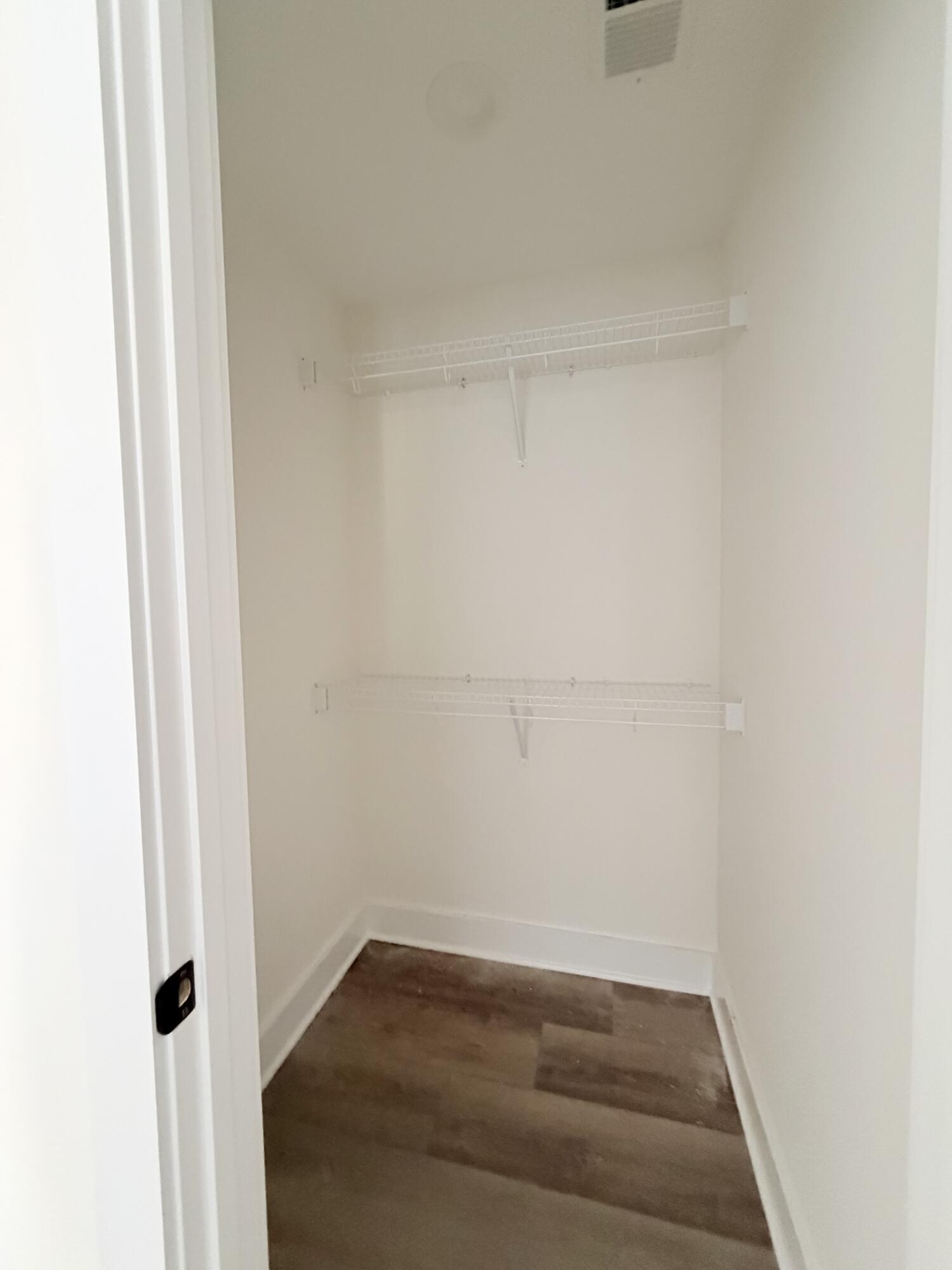 228 Brook Cv Property Photo 17