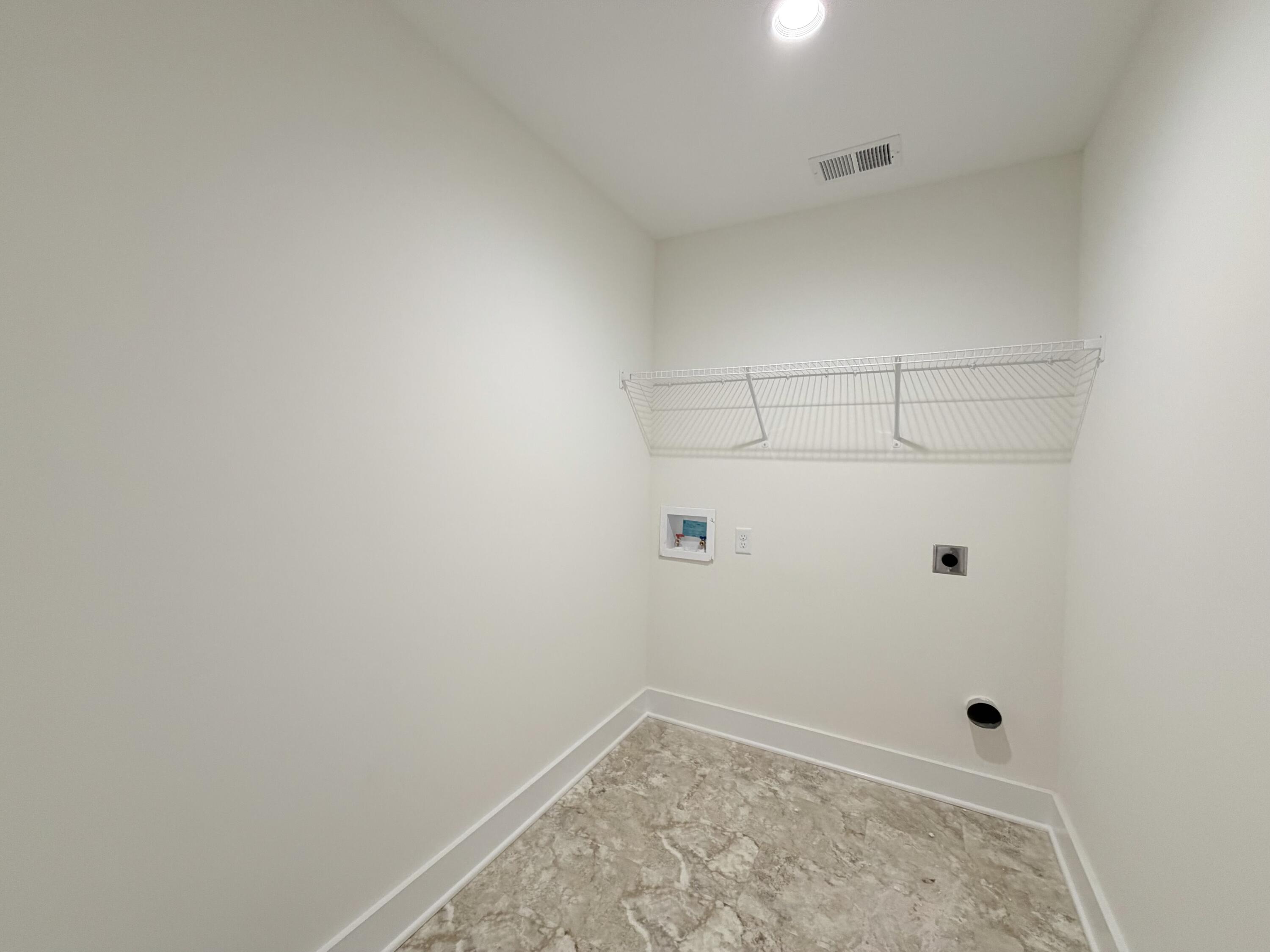 228 Brook Cv Property Photo 21
