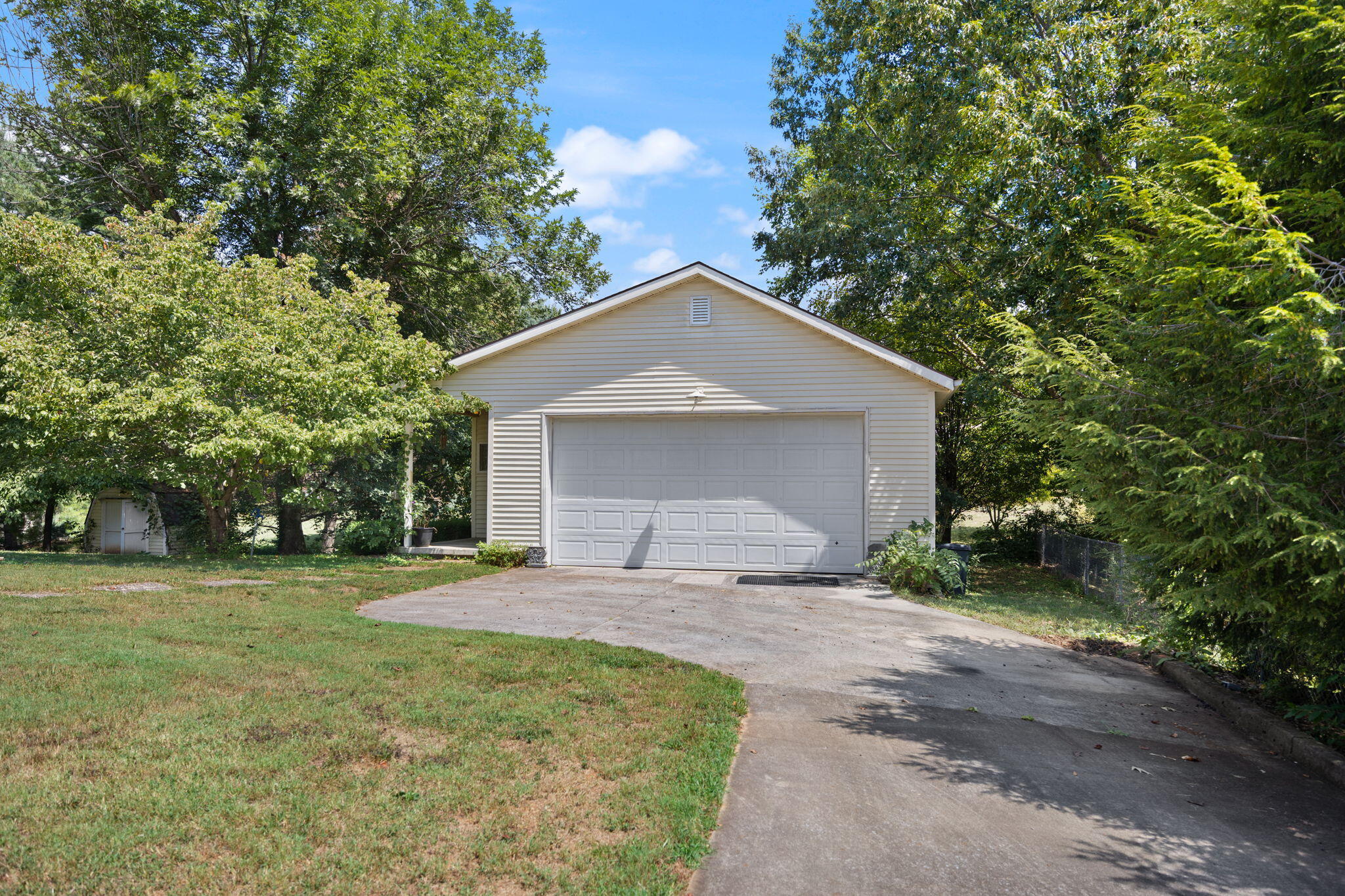 66 Brookview Drive Property Photo 6