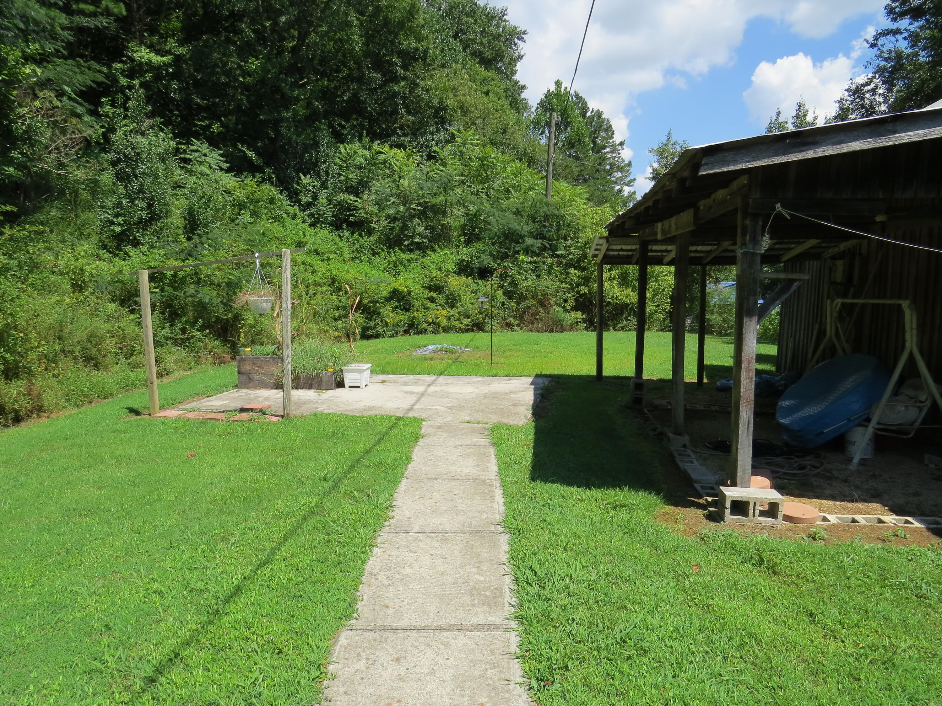 2266 Ky 459 Property Photo 13