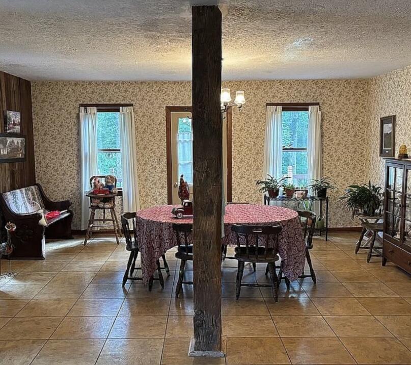1195 Hoop Road Property Photo 18