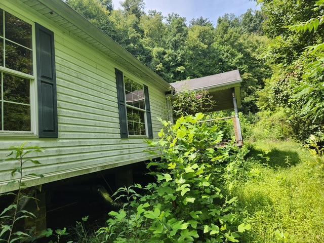 1144 Grassy Branch Road Property Photo 2