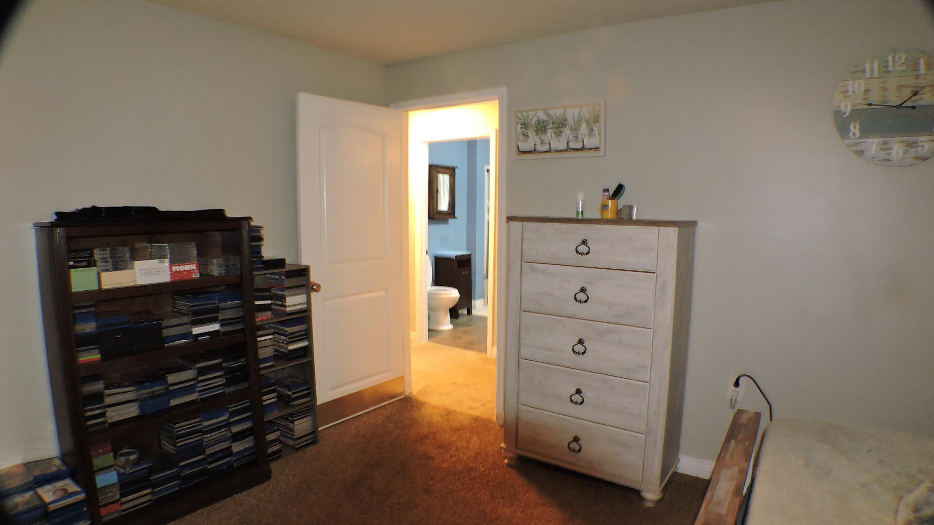 463 E High Street Property Photo 16