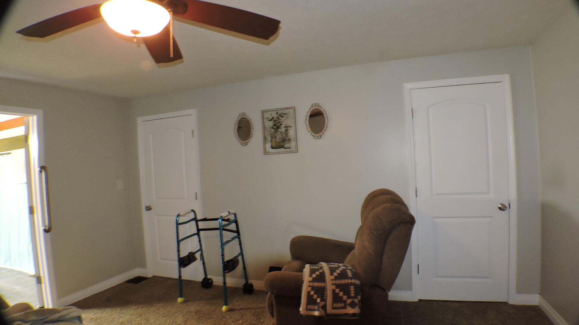 463 E High Street Property Photo 18