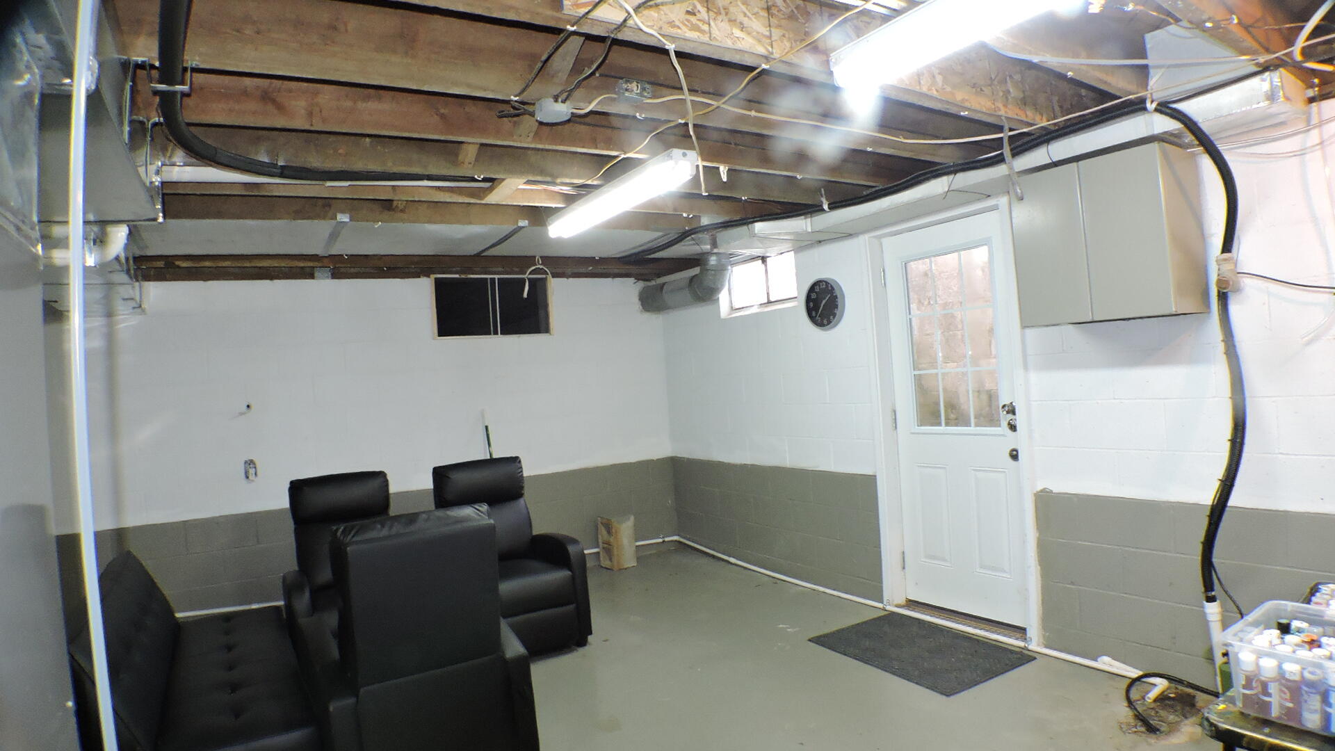 463 E High Street Property Photo 20