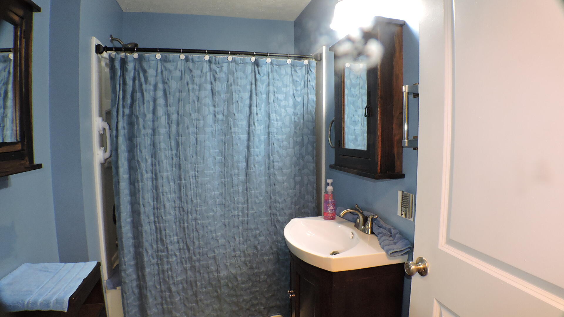 463 E High Street Property Photo 23