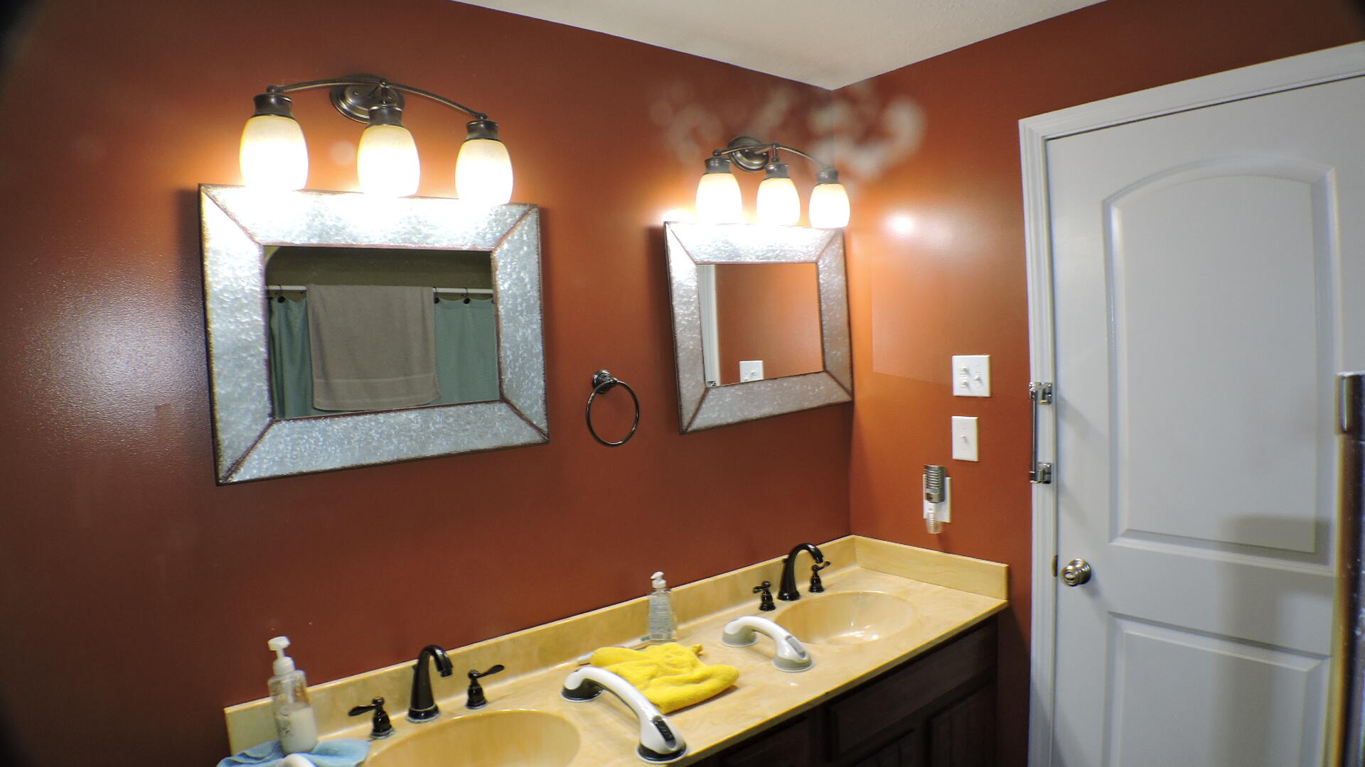 463 E High Street Property Photo 26