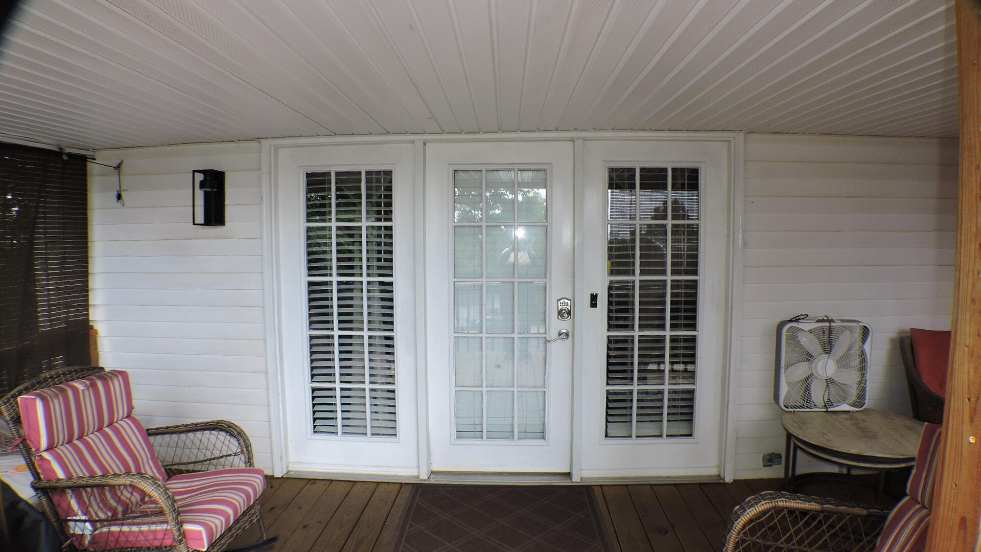 463 E High Street Property Photo 30