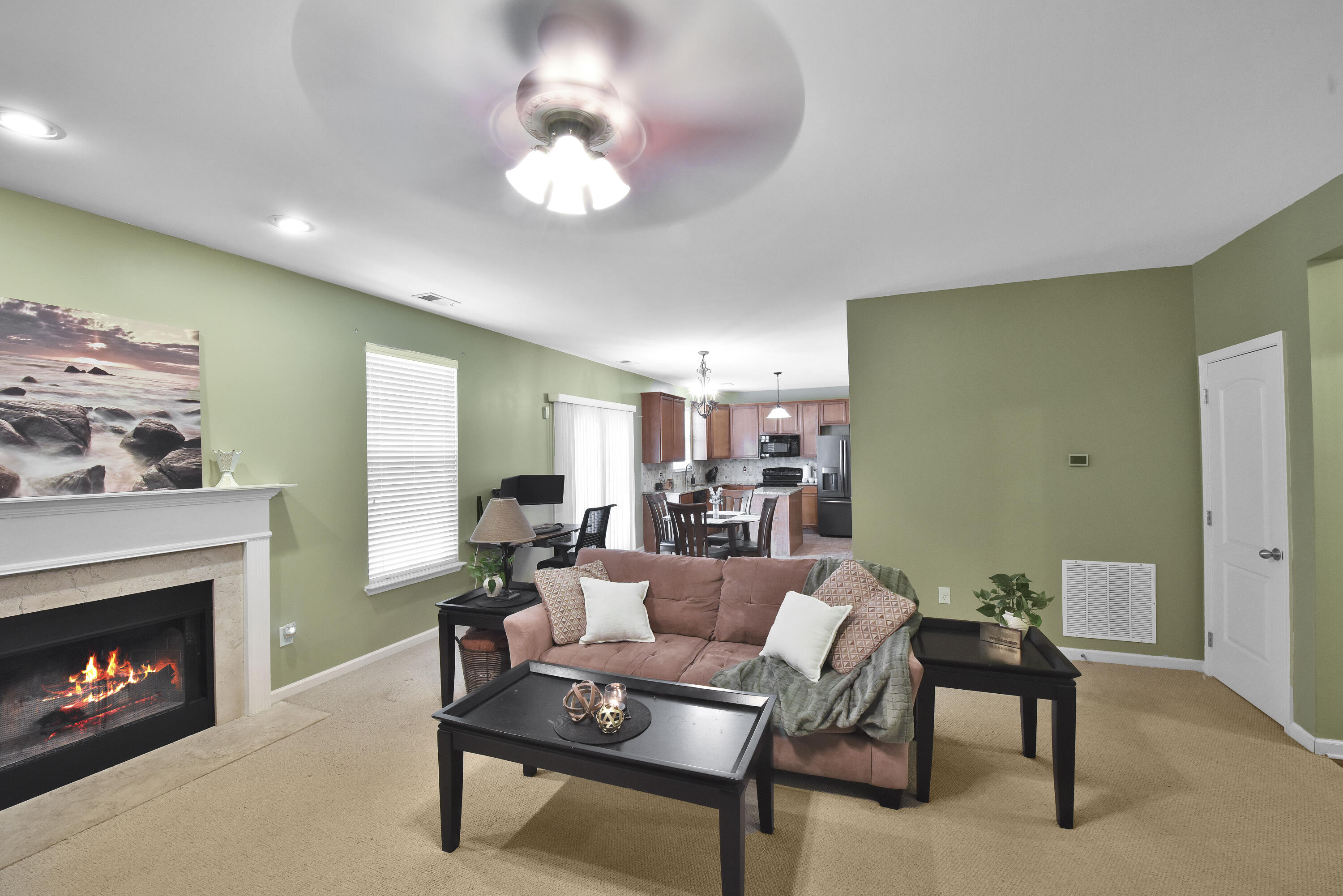 116 Whitman Way Property Photo 4