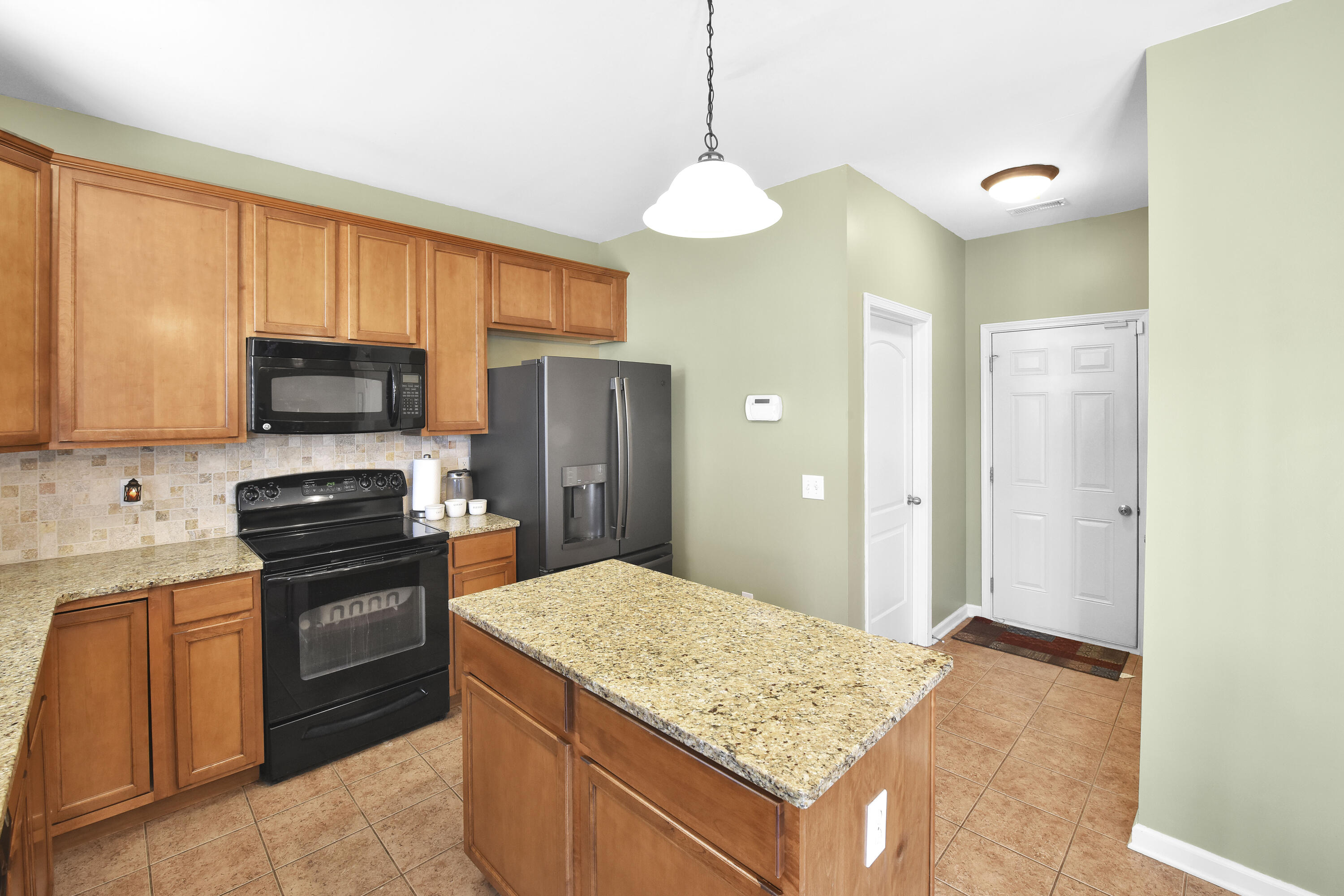 116 Whitman Way Property Photo 16