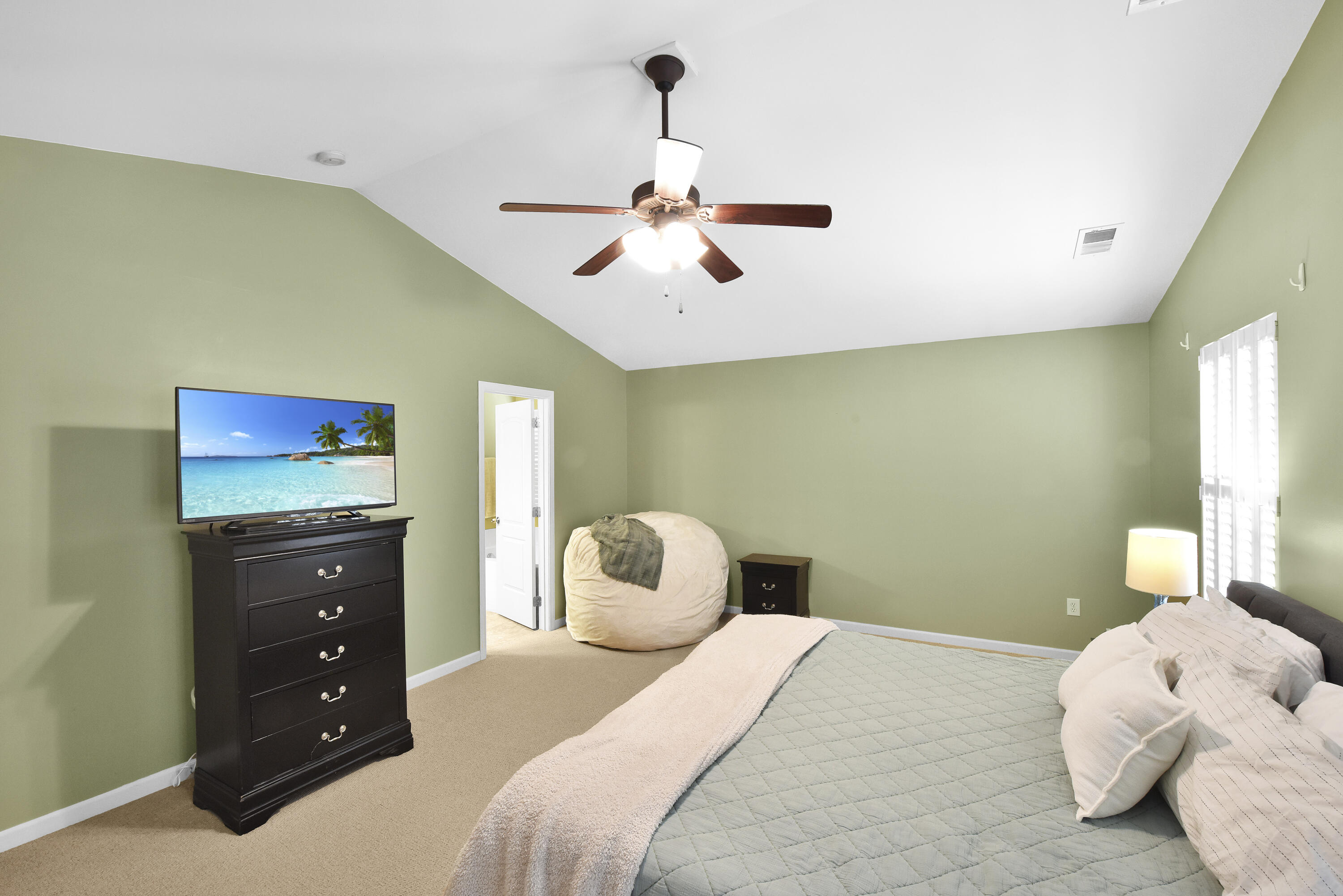 116 Whitman Way Property Photo 21