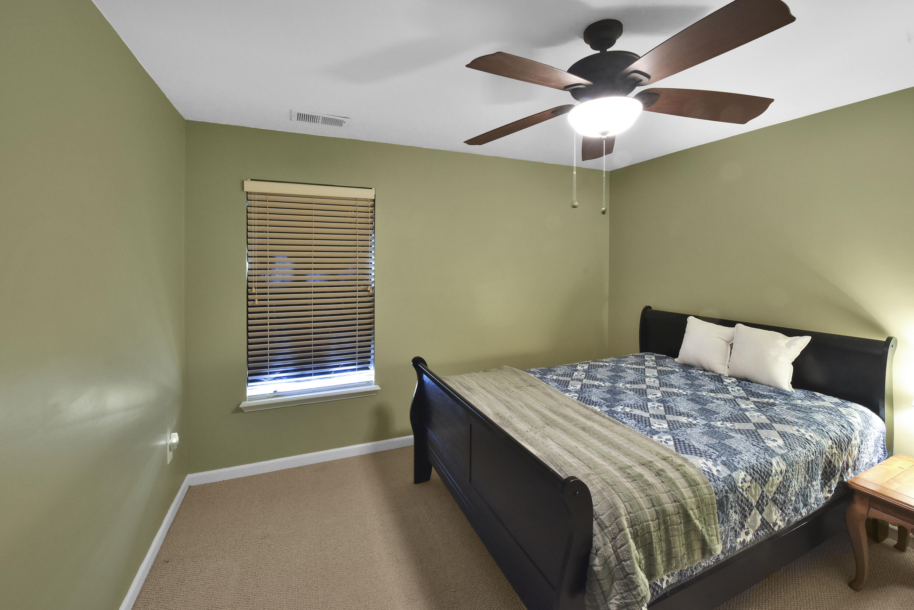 116 Whitman Way Property Photo 26