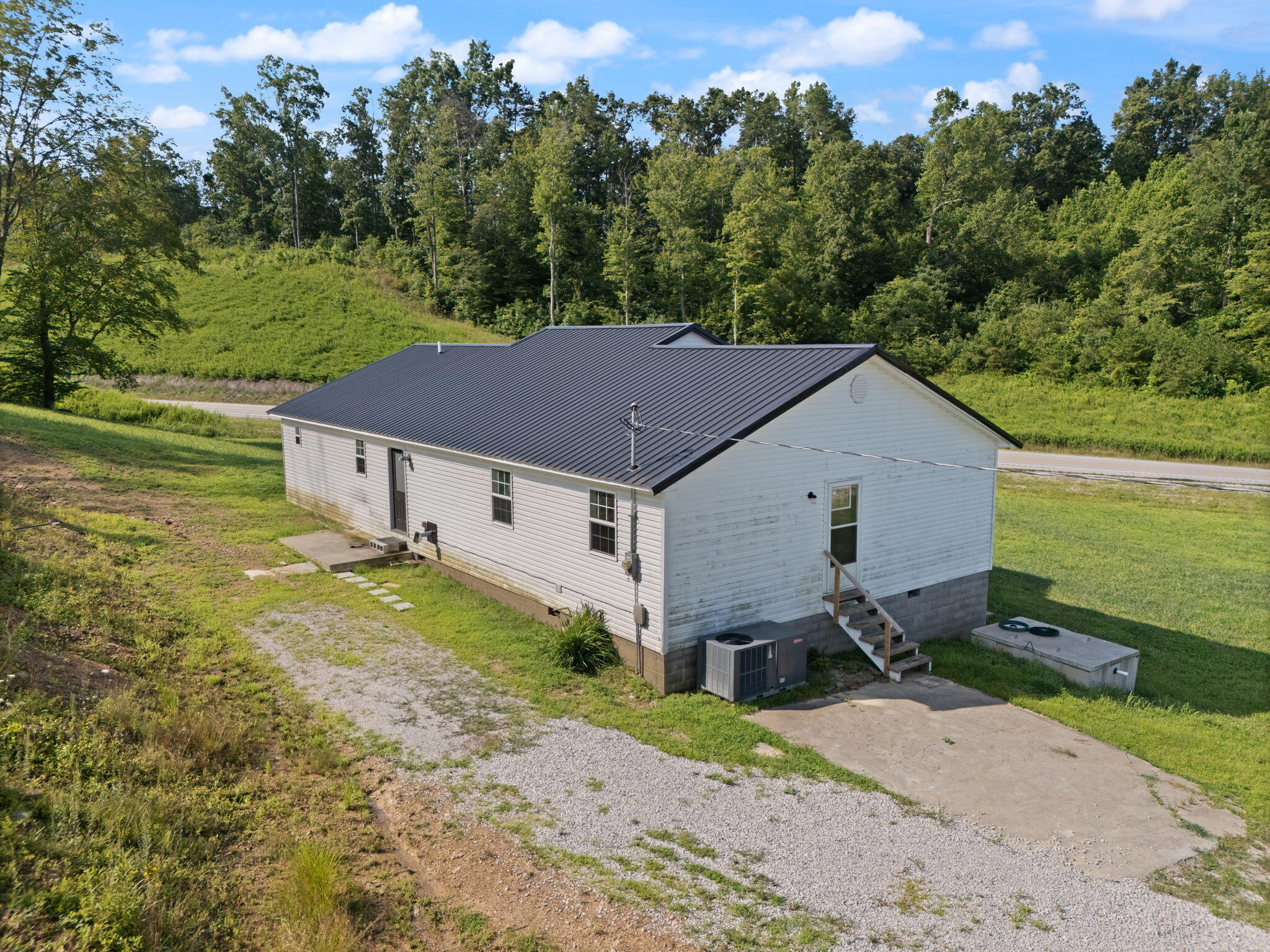 15942 Hwy 460 W Property Photo 45