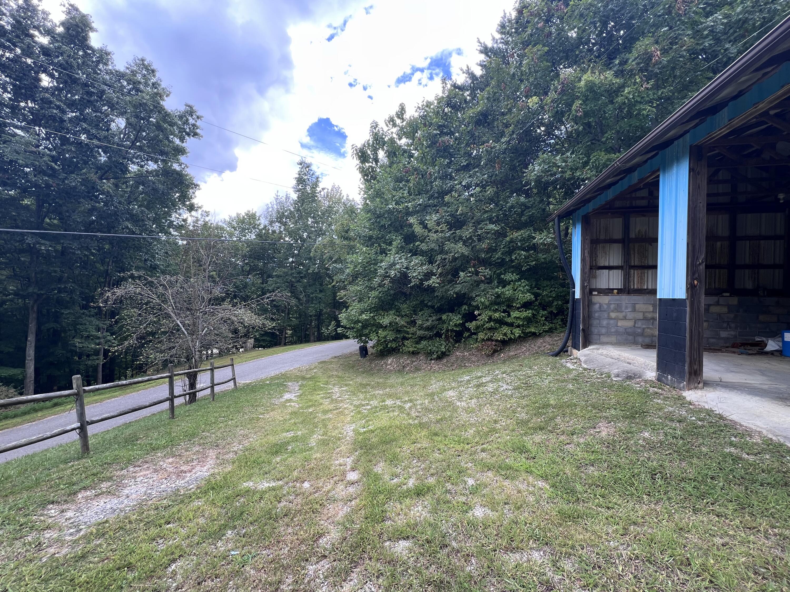 461 Round Ridge Road Property Photo 4