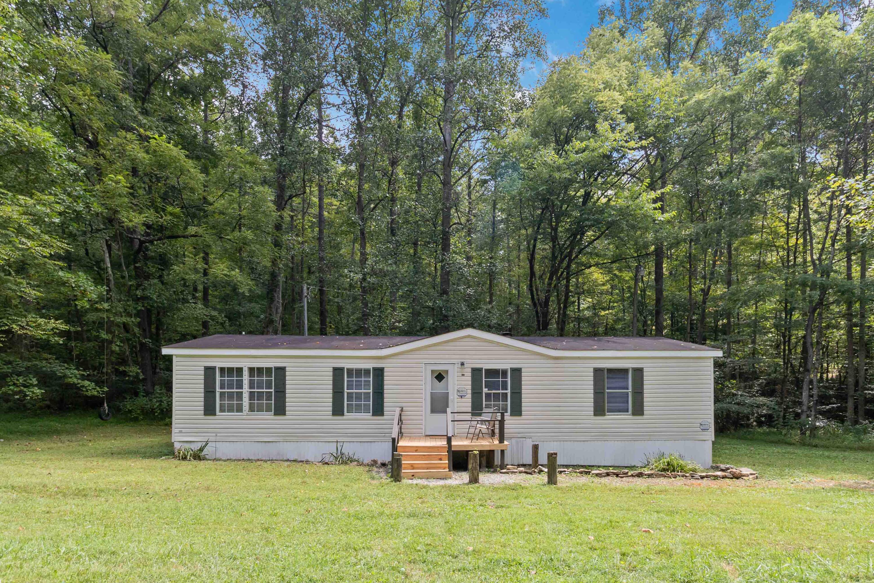 542 James Meece Road Property Photo 4