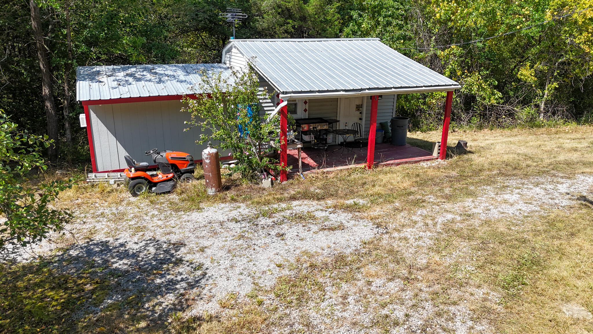 1965 Breck Road Property Photo 1