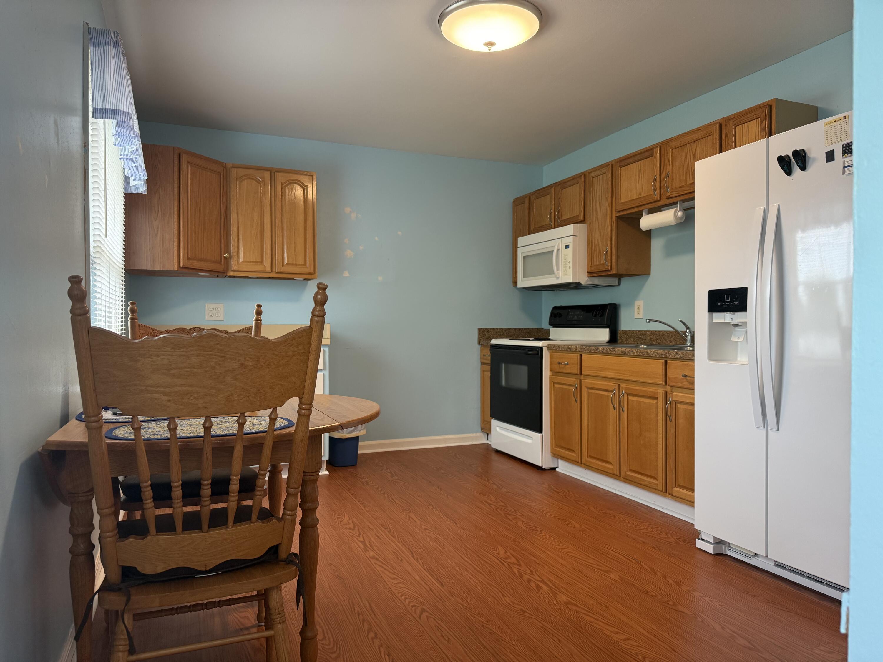 139 E Showalter Drive Property Photo 11