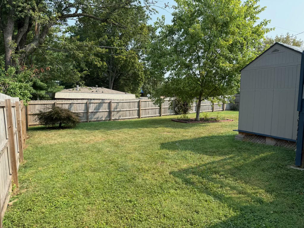 139 E Showalter Drive Property Photo 32