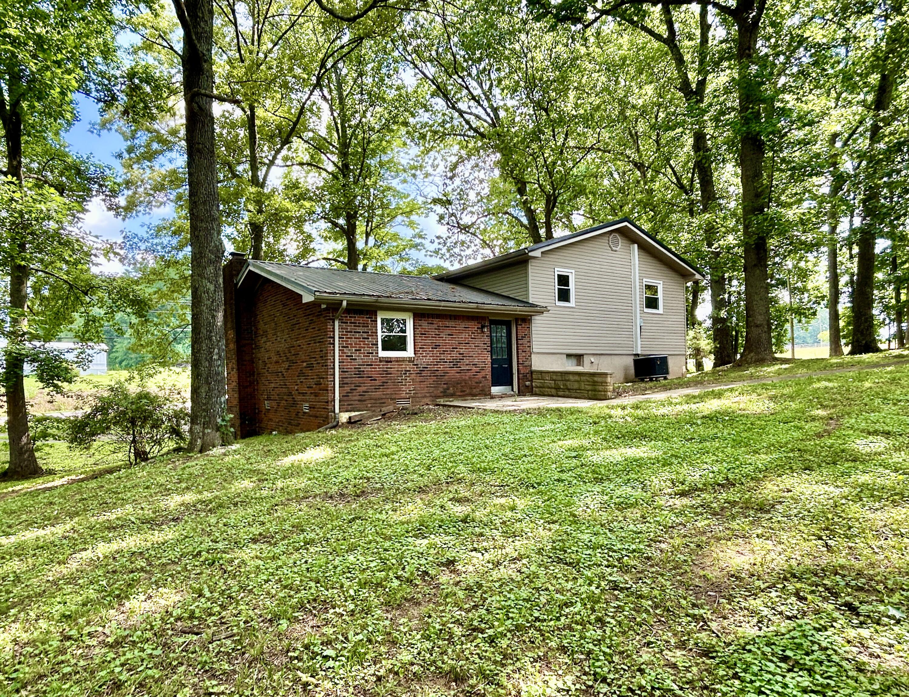 2395 Highway 452 Property Photo 4